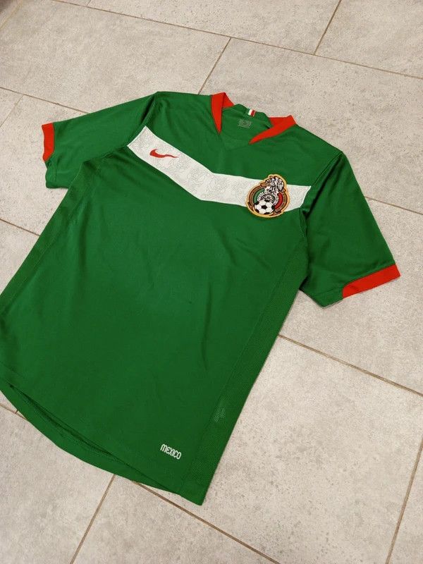 Nike Mexico 2006 World Cup Soccer Jersey T-Shirt