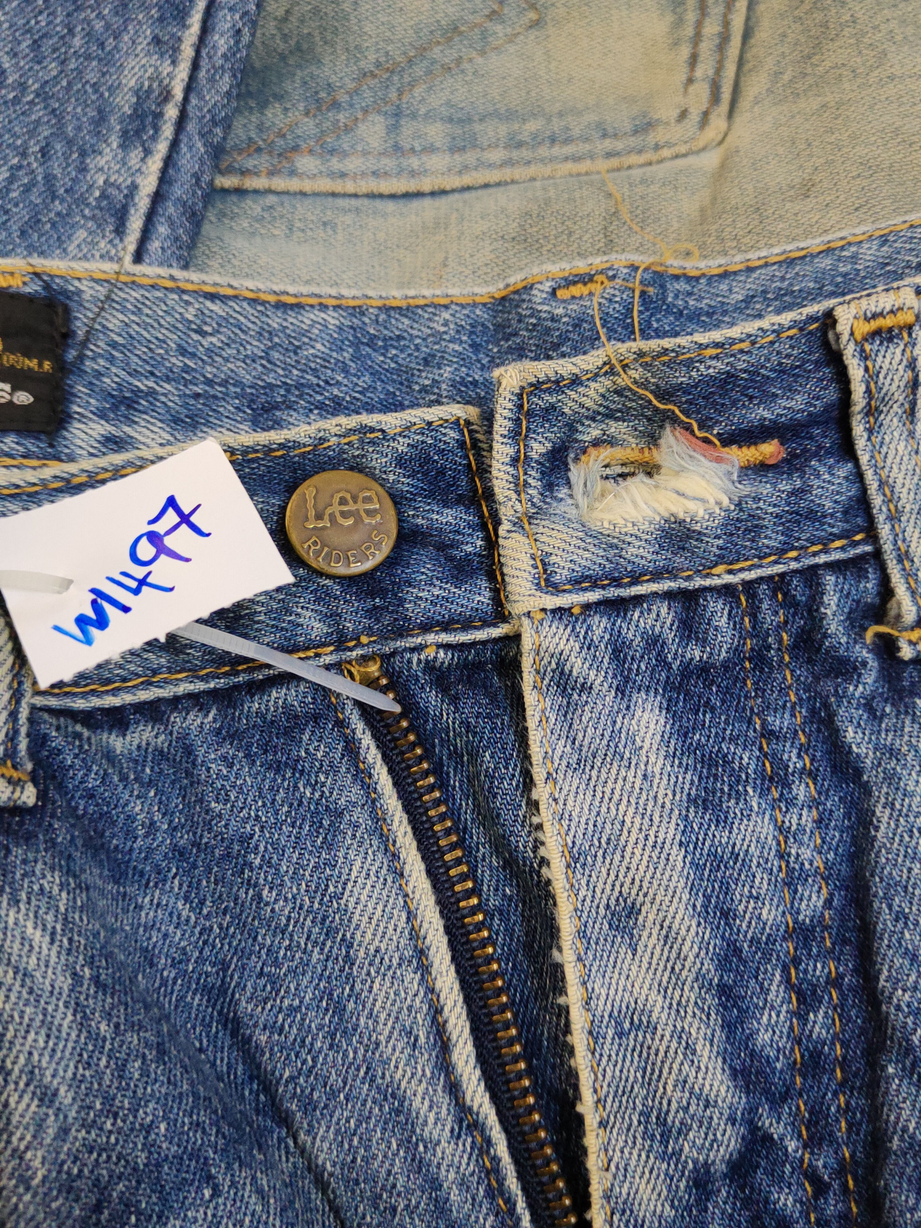 Lee Lee Blue Distressed Ripped vintage denim Jeans #W1497 Size US 29 - 17 Thumbnail