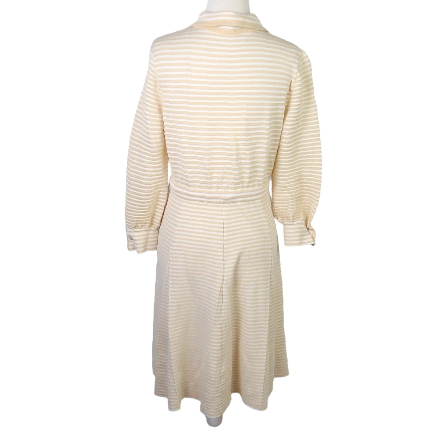 Vintage Vintage 70s Cream Tan Stripe Ribbed Knit Mini Dress S User: Vintage 70s Cream Tan Stripe Ribbed Knit Mini Dress S Size S / US 4 / IT 40 - 5 Thumbnail
