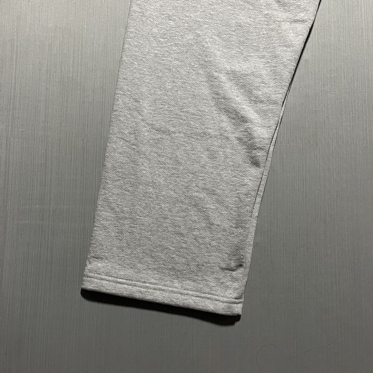 The GV Gallery Gv Gallery Tour Sweatpants Size US 34 / EU 50 - 9 Thumbnail