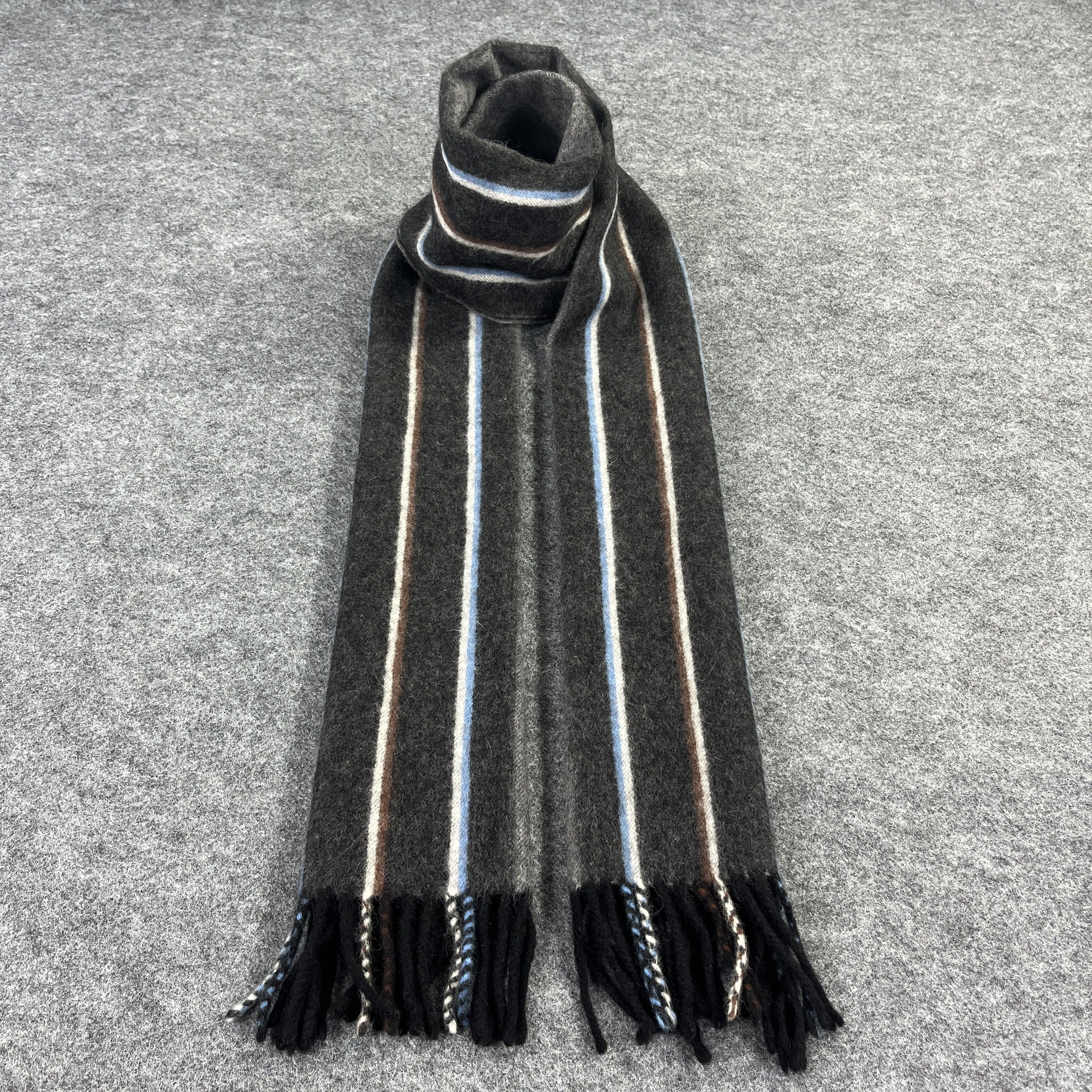 Barneys New York Drake Scarf / Muffler / Neckwear T957 Size ONE SIZE - 1 Thumbnail