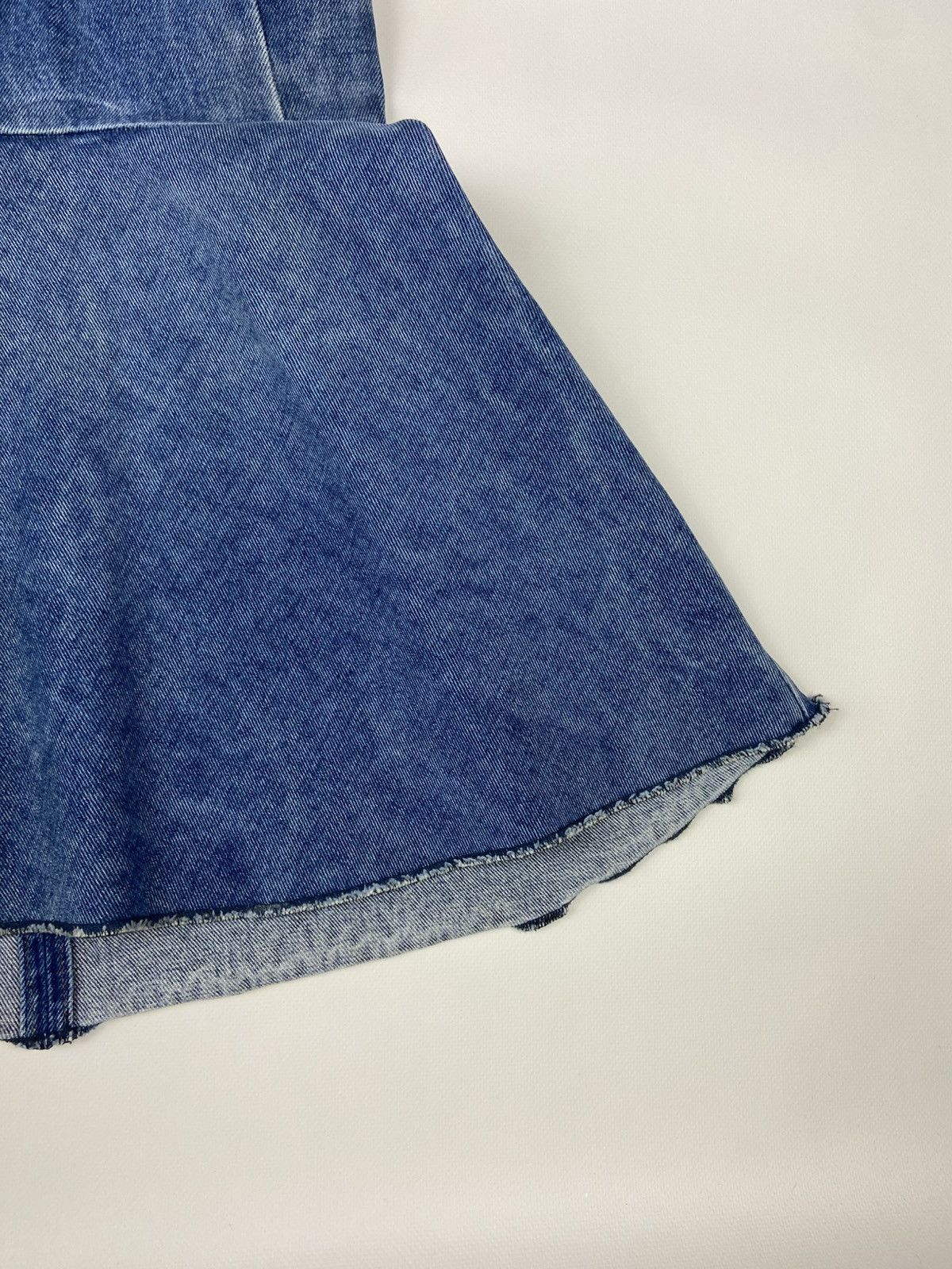 Balenciaga BALENCIAGA GODET PEPLUM-STYLE DENIM KNEE LENGHT SKIRT SZ 38 Size 26" / US 2 / IT 38 - 22 Thumbnail