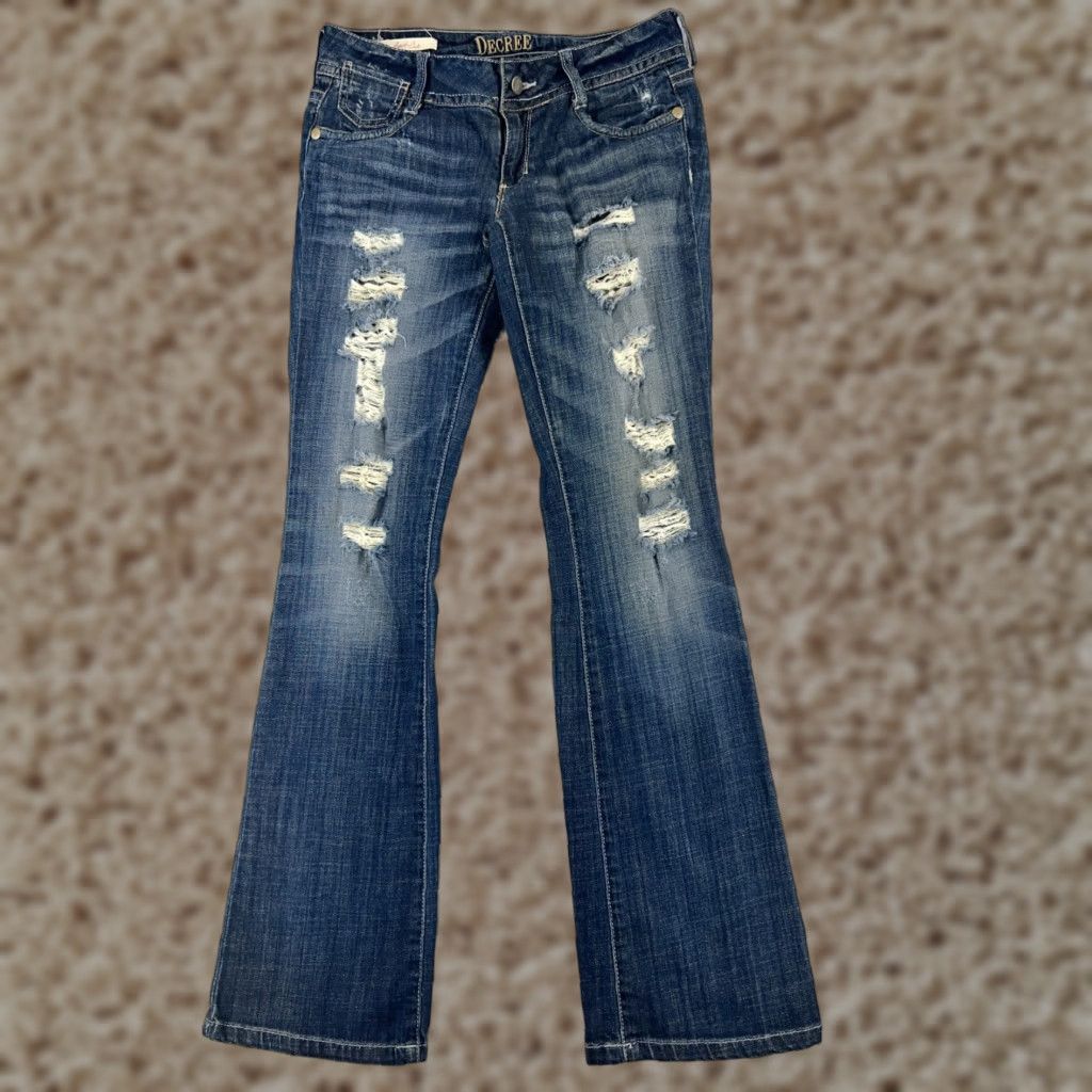 Decree Decree Jeans Womens Denim Bootcut Blue 28x31 5 Pocket Embroidered Regular Waist Cotton Blend Low Rise Zip Size 5 Jeans Mens? Size 27" / US 4 / IT 40 - 1 Thumbnail