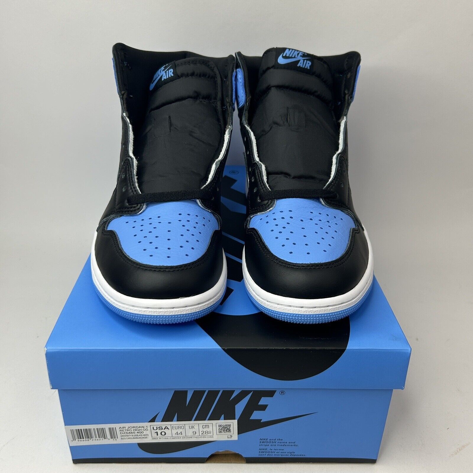 Jordan Brand Nike Air Jordan 1 Retro High OG “UNC Toe/University Blue” Size US 10 / EU 43 - 2 Thumbnail