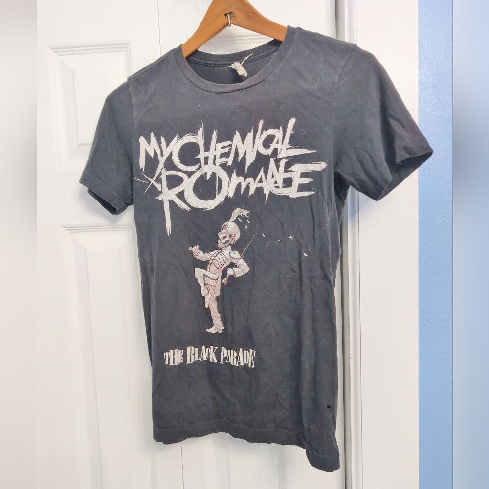 Other Unbranded My Chemical Romance Women's Sz S Black T-Shirt Size S / US 4 / IT 40 - 1 Thumbnail
