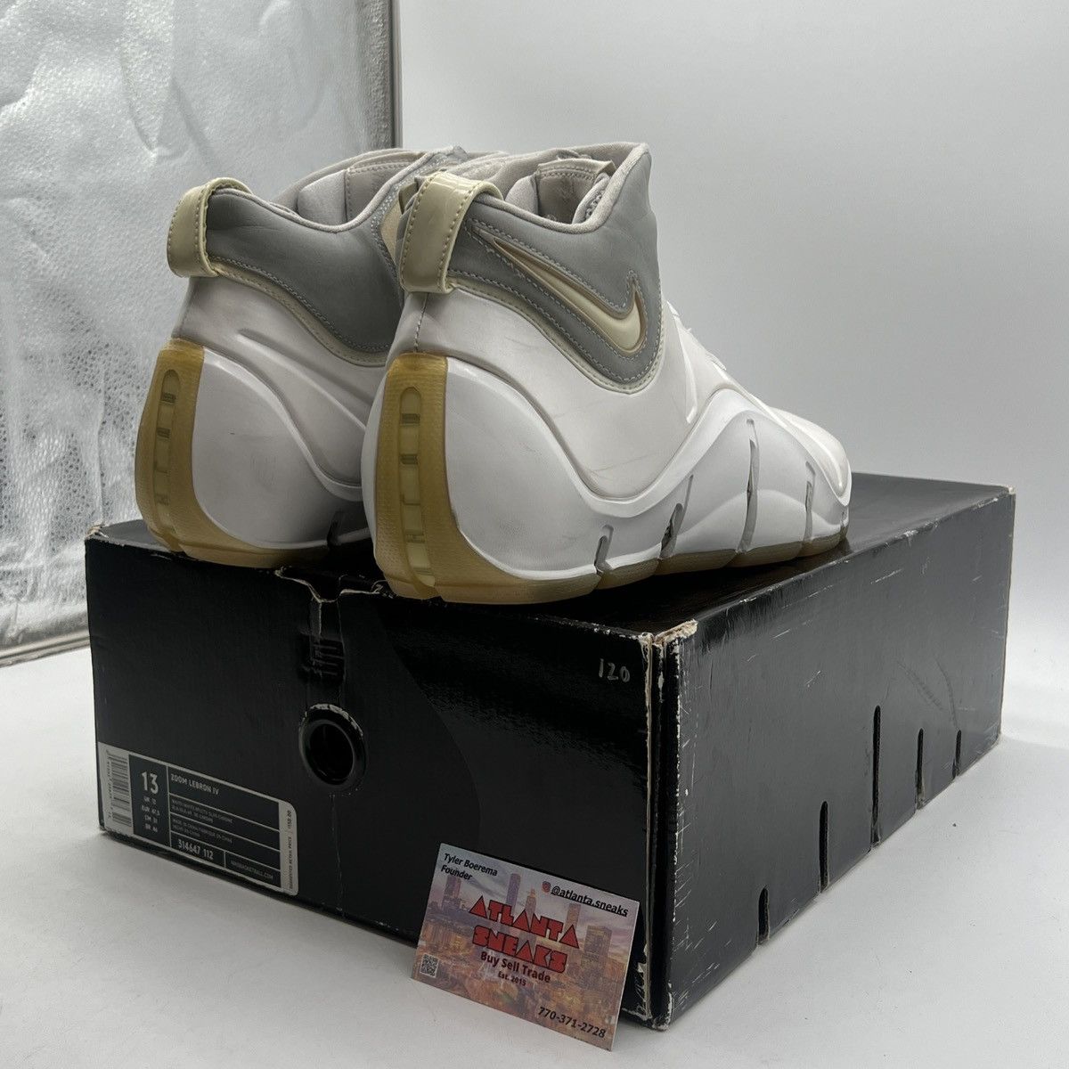 Nike Zoom lebron 4 white chrome Size US 13 / EU 46 - 5 Thumbnail
