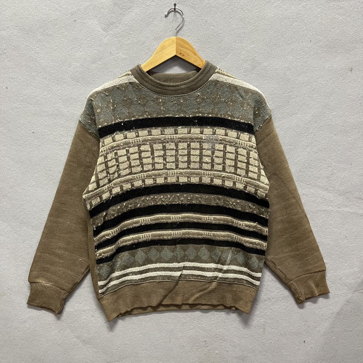 MCM Vintage 90s MCM Pattern Knit Sweater Made in Japan Size US M / EU 48-50 / 2 - 1 Thumbnail