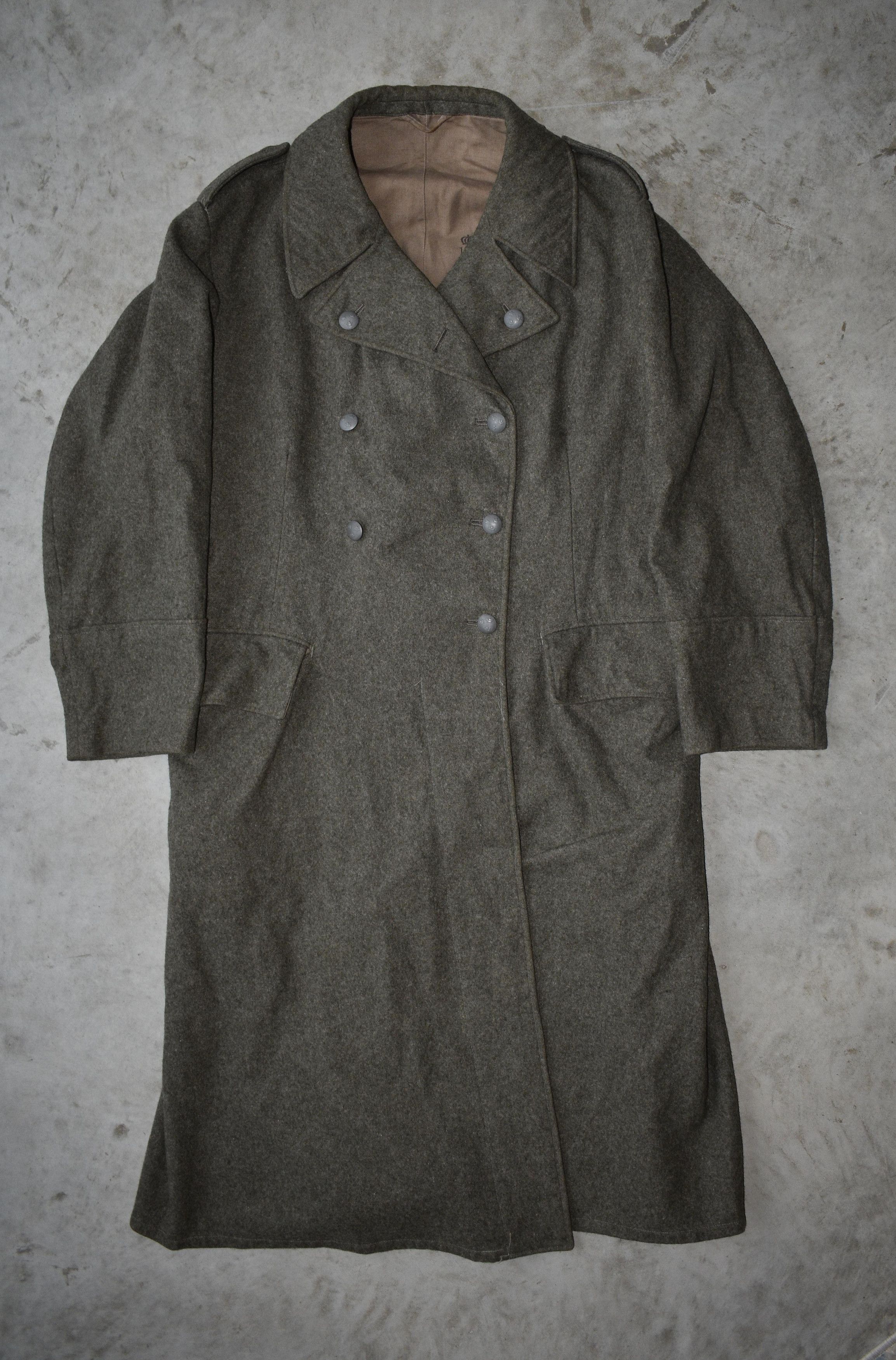 image of 1941 Ww2 Swedish Army Military Coat in Khaki Green, Men's (Size XL)