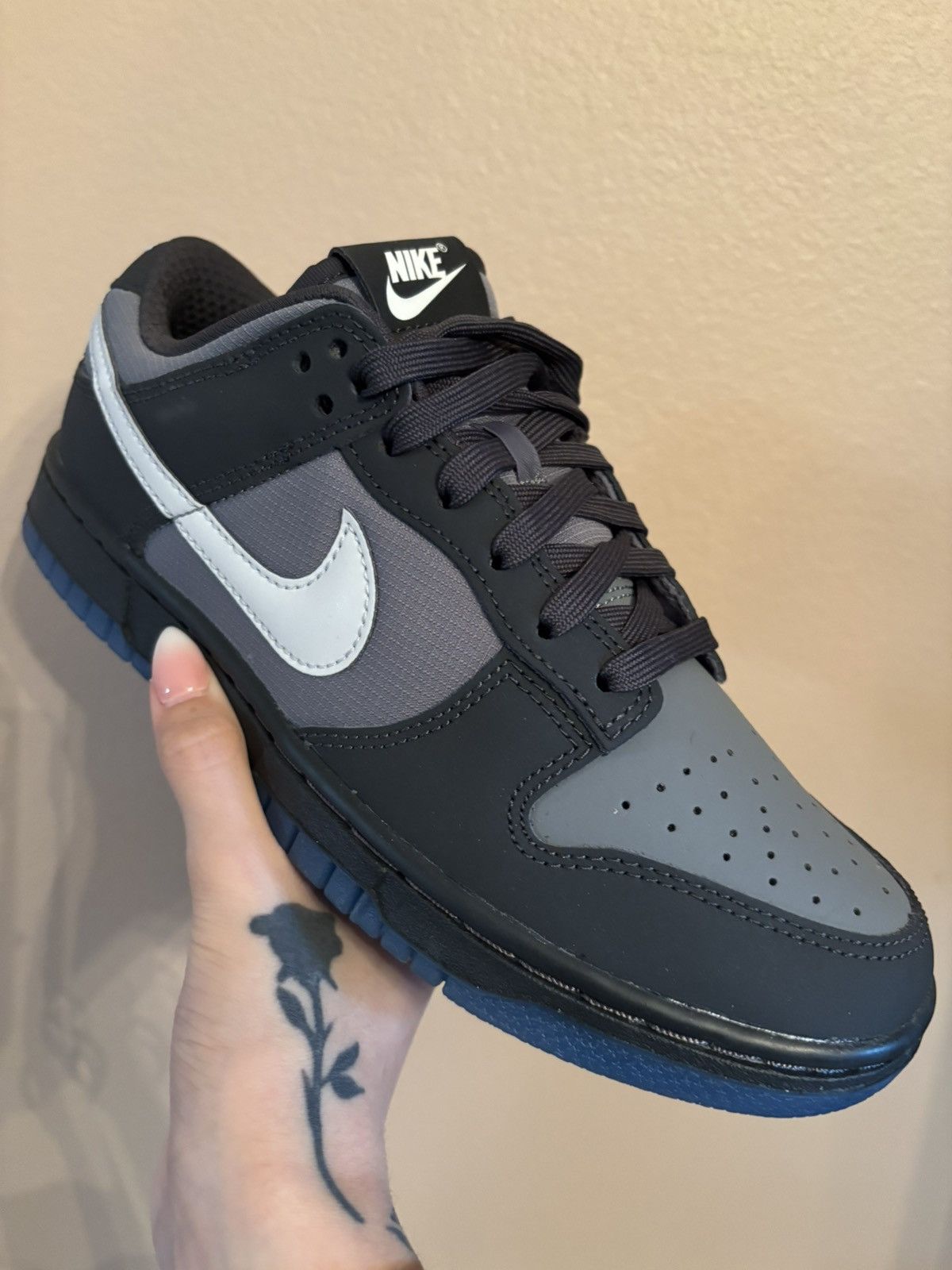 Nike Nike Dunk Low 'Anthracite' Size US 6 / EU 39 - 2 Thumbnail