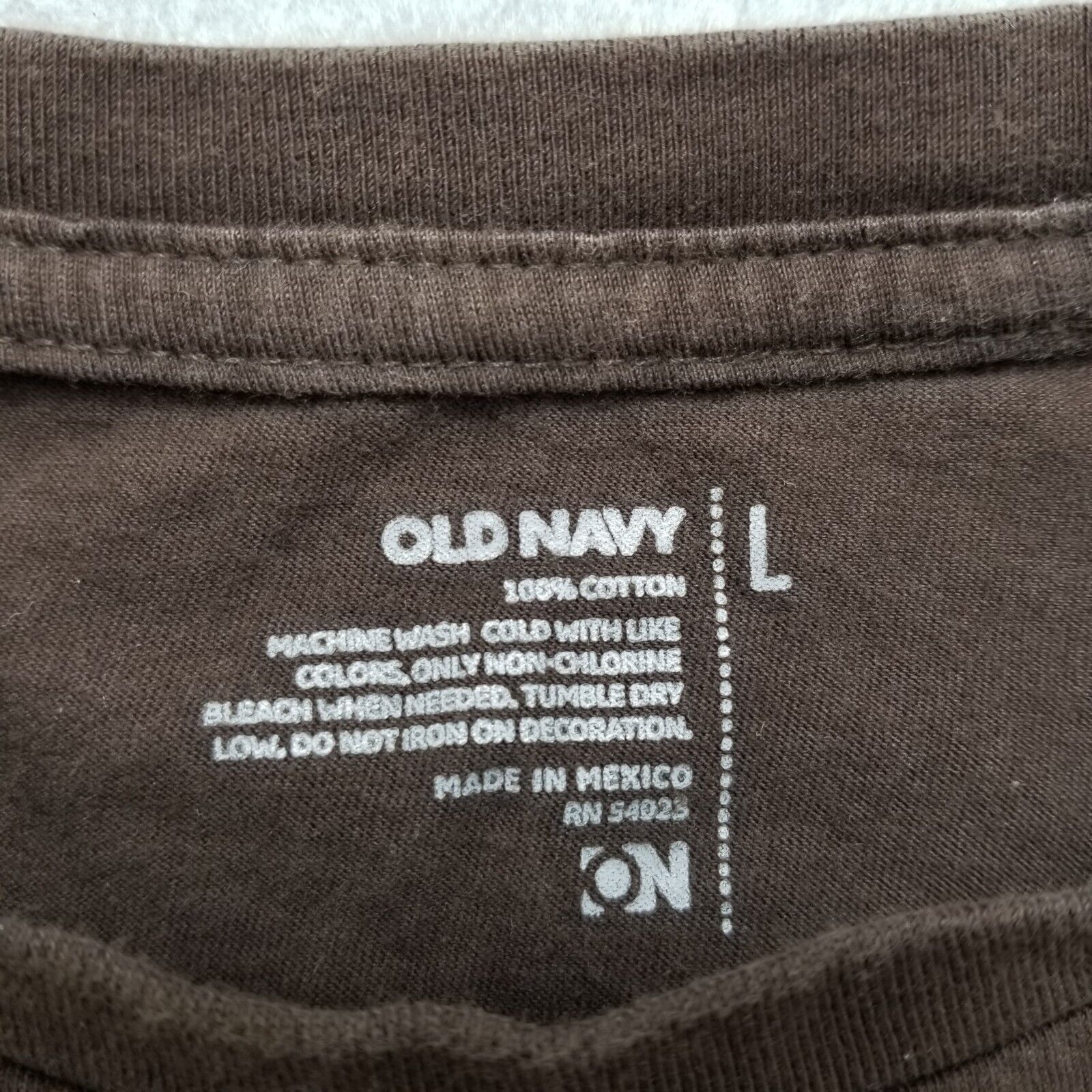 Old Navy Old Navy Shirt Mens Large Short Sleeve Nunca Mires Al Pasado Size US L / EU 52-54 / 3 - 3 Thumbnail