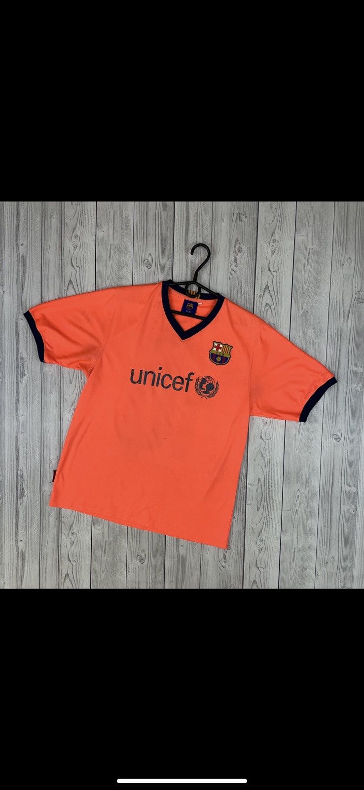 Vintage Vintage Barcelona soccer jersey size M 10 messi Size US M / EU 48-50 / 2 - 1 Thumbnail