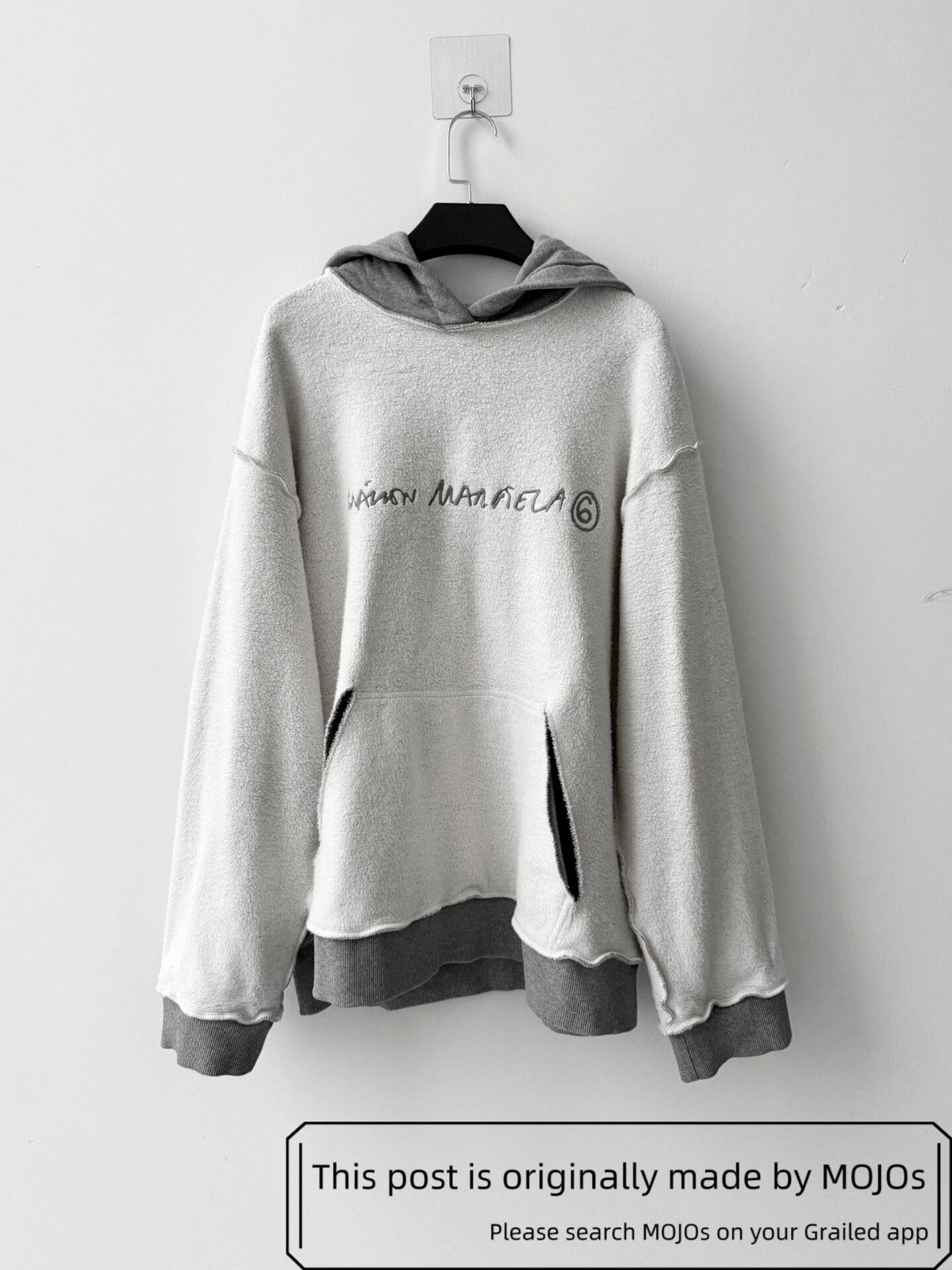 Maison Margiela Sz S Maison Margiela 21AW MM6 Logo Thick Hoodie mojos718 Size US S / EU 44-46 / 1 - 4 Thumbnail
