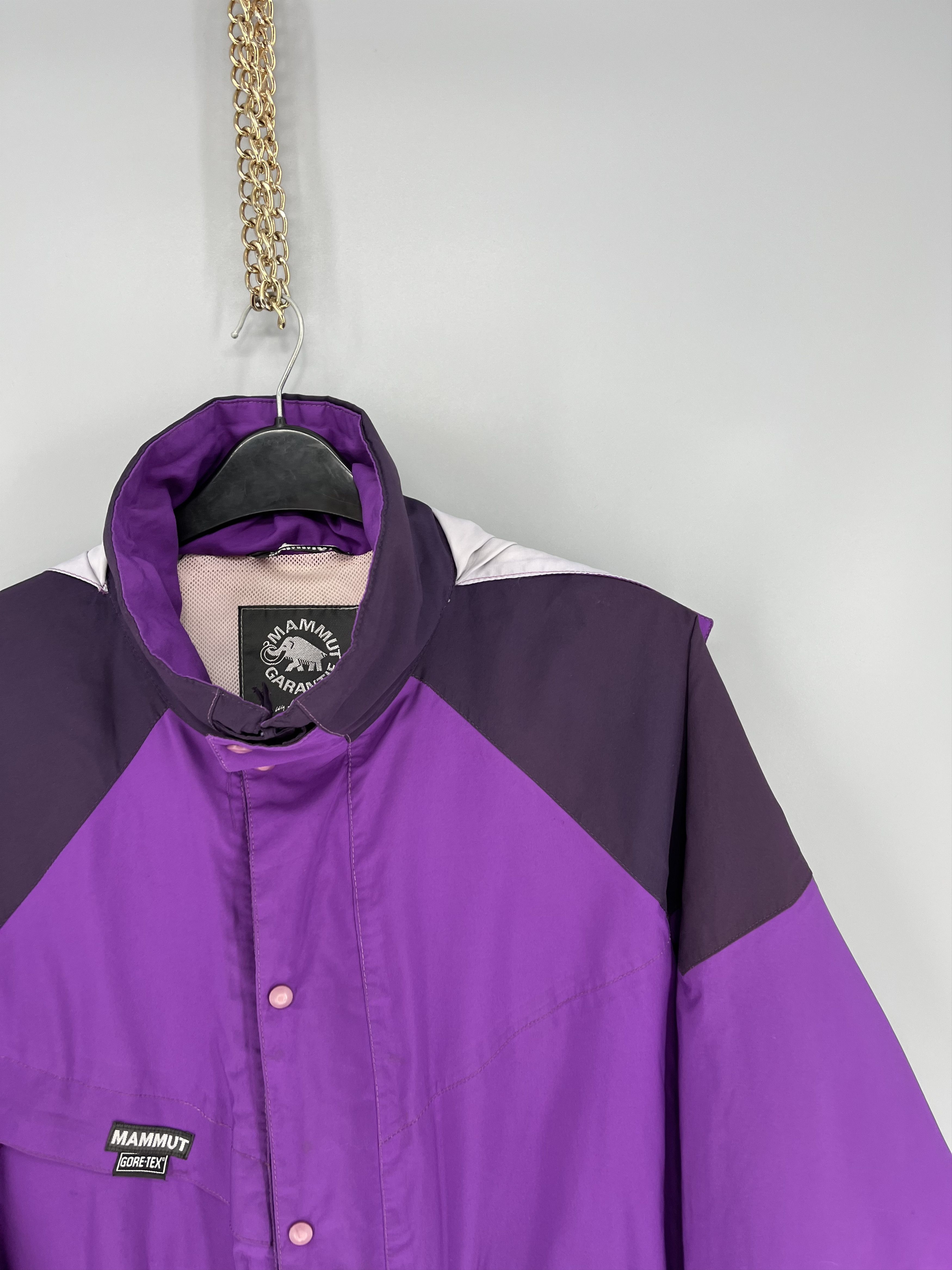Mammut Vintage Mammut Dry Tech Gore Tex Ski Hooded Heavy Jacket Size US L / EU 52-54 / 3 - 12 Thumbnail