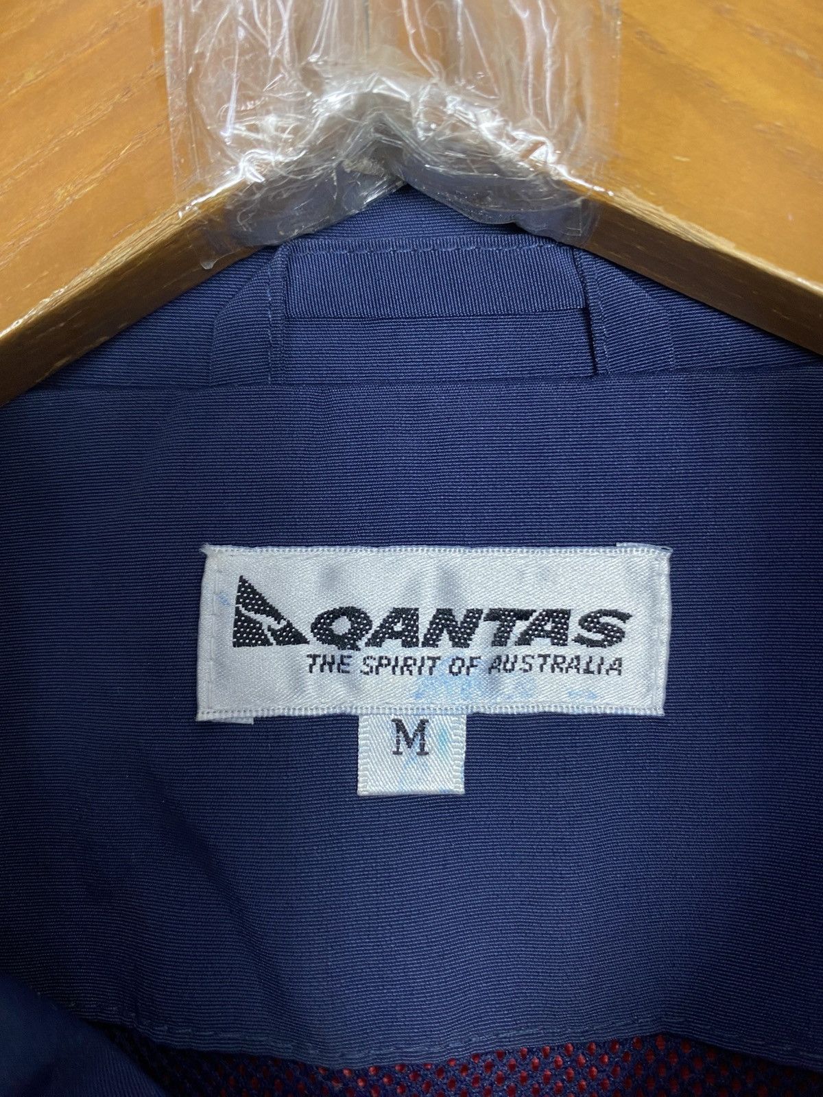 Vintage Rare‼️ Vintage Qantas Airways Jacket Size US M / EU 48-50 / 2 - 6 Thumbnail
