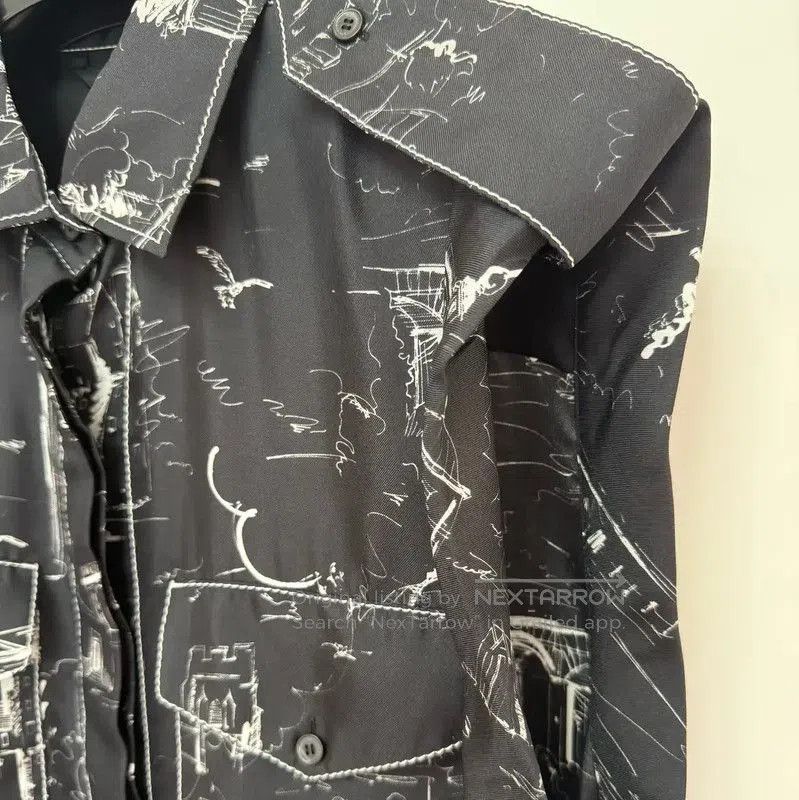 Burberry Burberry Black Printed Silk Shirt for Summer. Size M / US 6-8 / IT 42-44 - 5 Thumbnail
