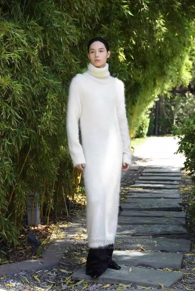 Saint Laurent Paris Saint Laurent Paris White Mohair Fleece High Neck Extra Lo Size L / US 10 / IT 46 - 6 Thumbnail