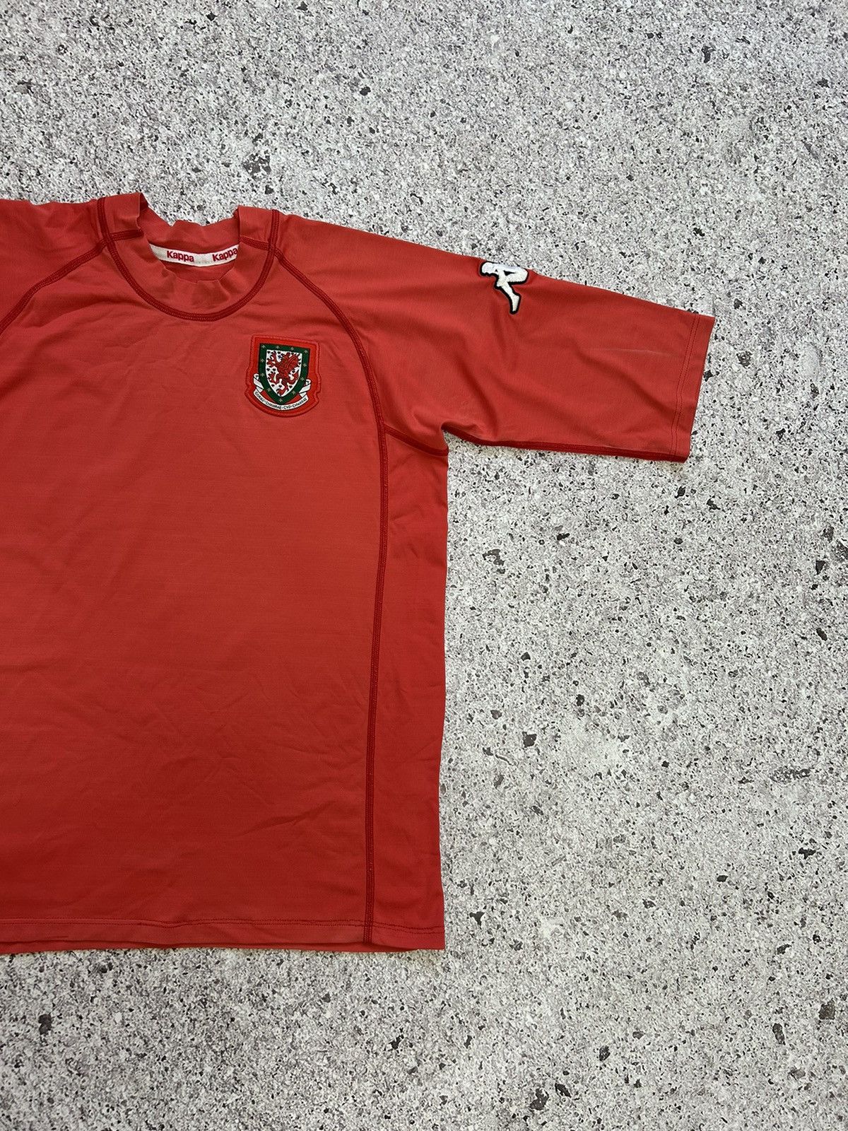 Kappa × Vintage Vintage Kappa Wales 2000 2001 2002 2003 Home Soccer Jersey Size US L / EU 52-54 / 3 - 4 Thumbnail