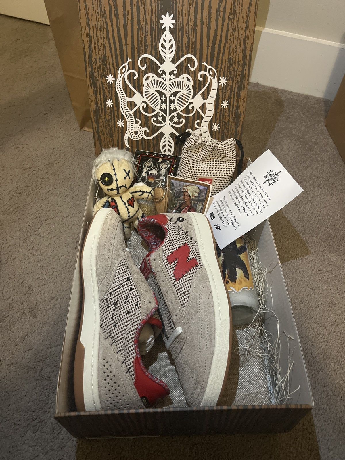 image of New Balance 440 “Voodoo Doll” Special Box Pair Shoes in Beige, Men's (Size 9)