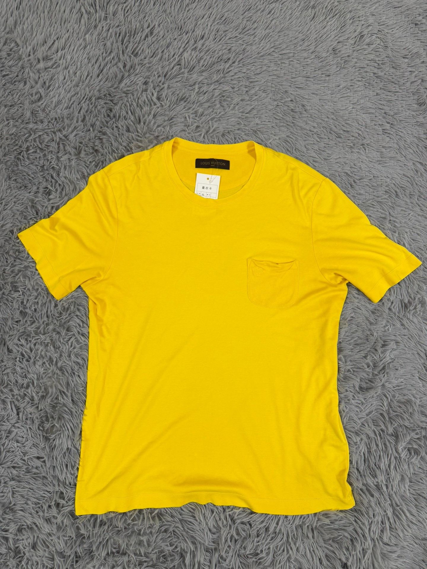 Louis Vuitton Louis Vuitton Retro Yellow T-Shirt xl Men Size US XL / EU 56 / 4 - 1 Thumbnail