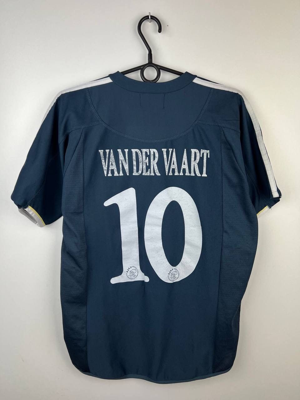 Vintage AJAX Van Der Vaart vintage soccer t-shirts size S Size US S / EU 44-46 / 1 - 2 Thumbnail