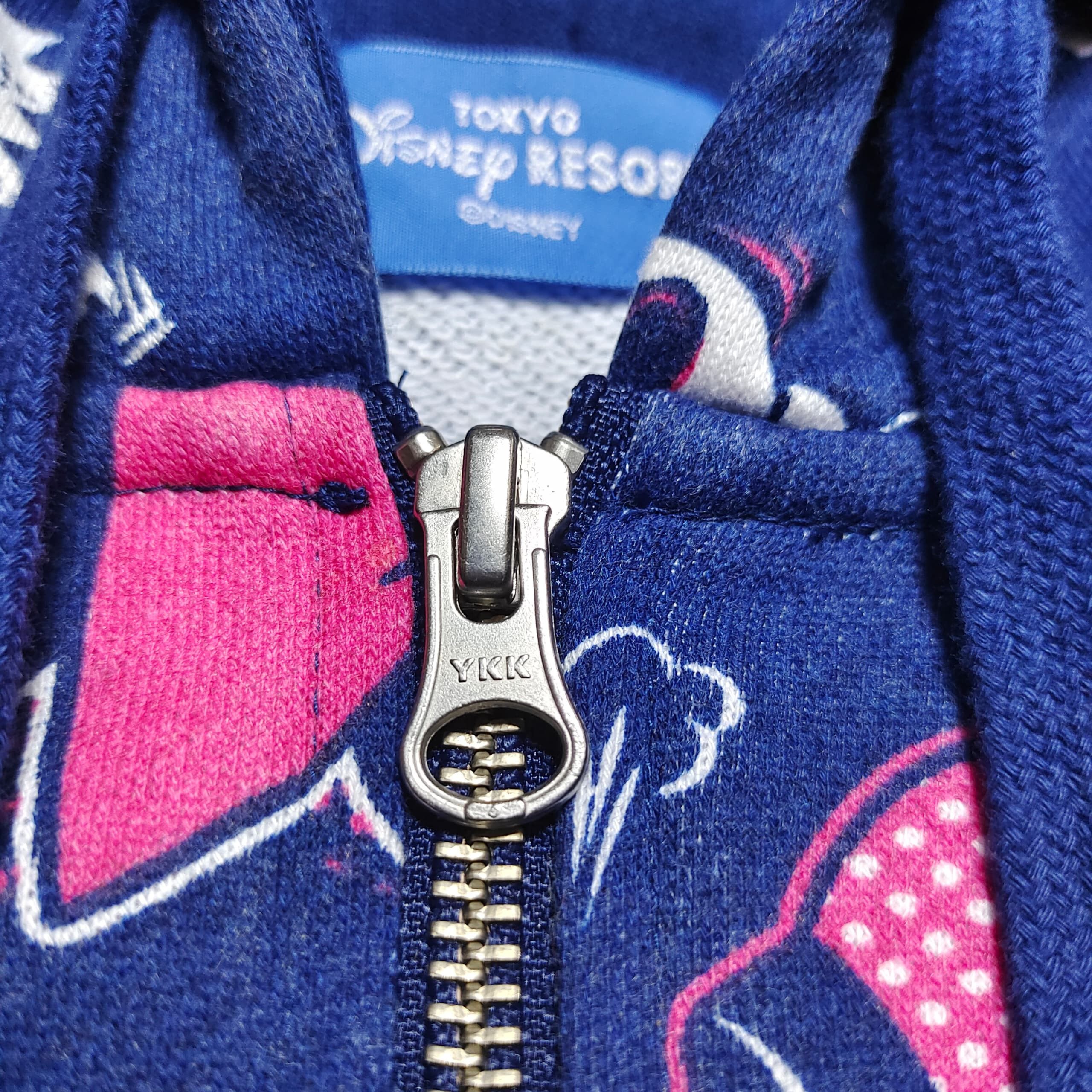 Disney ALL OVER PRINT DISNEY TOKYO FULL ZIPPER HOODIE SWEATSHIRT Size M / US 6-8 / IT 42-44 - 6 Thumbnail