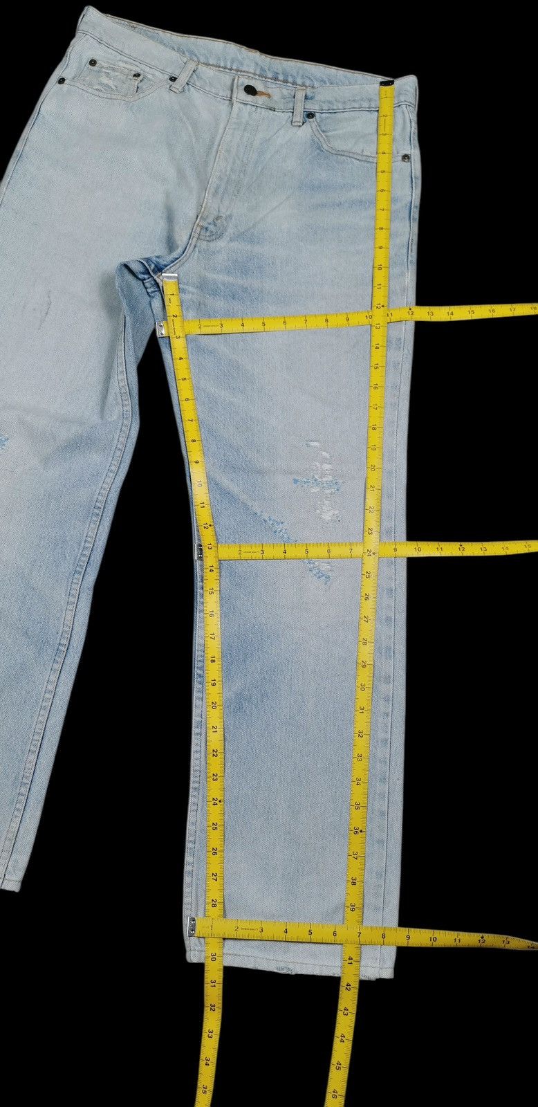 Levi's Vintage Levi’s Light Wash 90s Denim Jeans 🔹 Size 34” Size US 34 / EU 50 - 13 Thumbnail