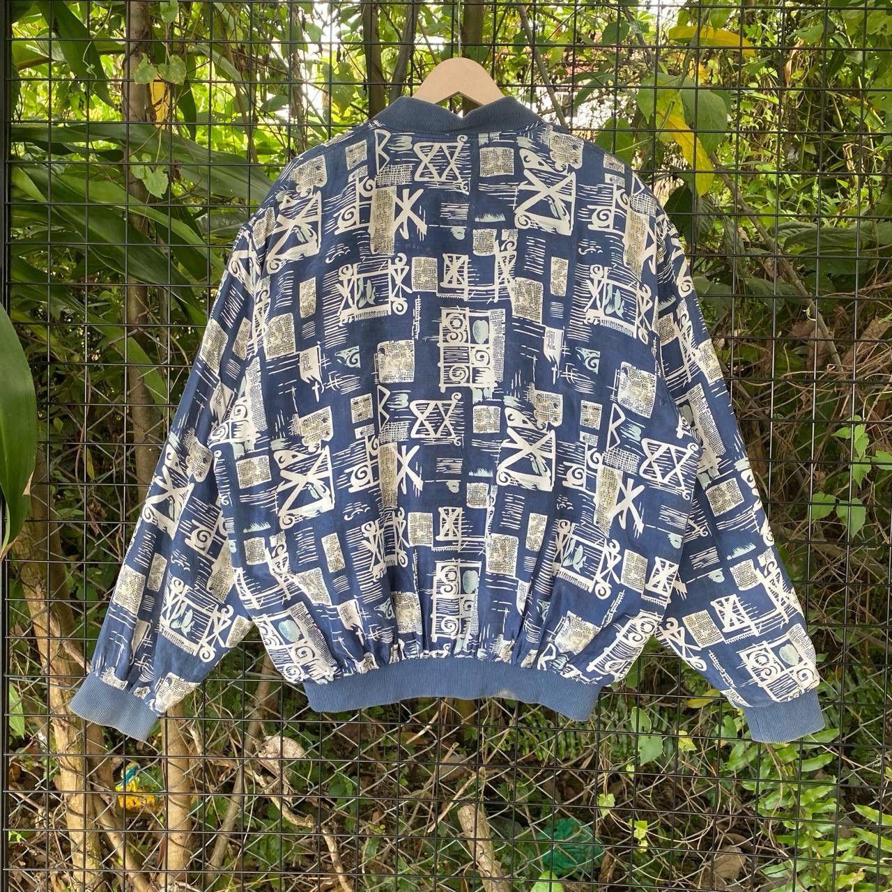 Japanese Brand × Vintage Vtg Japan Pure Silk Printed Zipper Jacket Size US XL / EU 56 / 4 - 8 Thumbnail