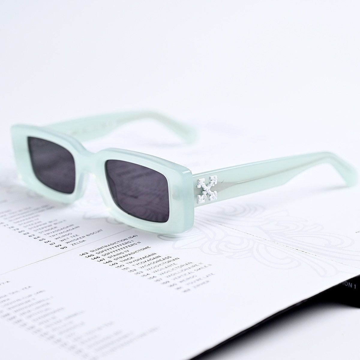 Off-White OFF WHITE ARTHUR SUNGLASSES Size ONE SIZE - 2 Thumbnail