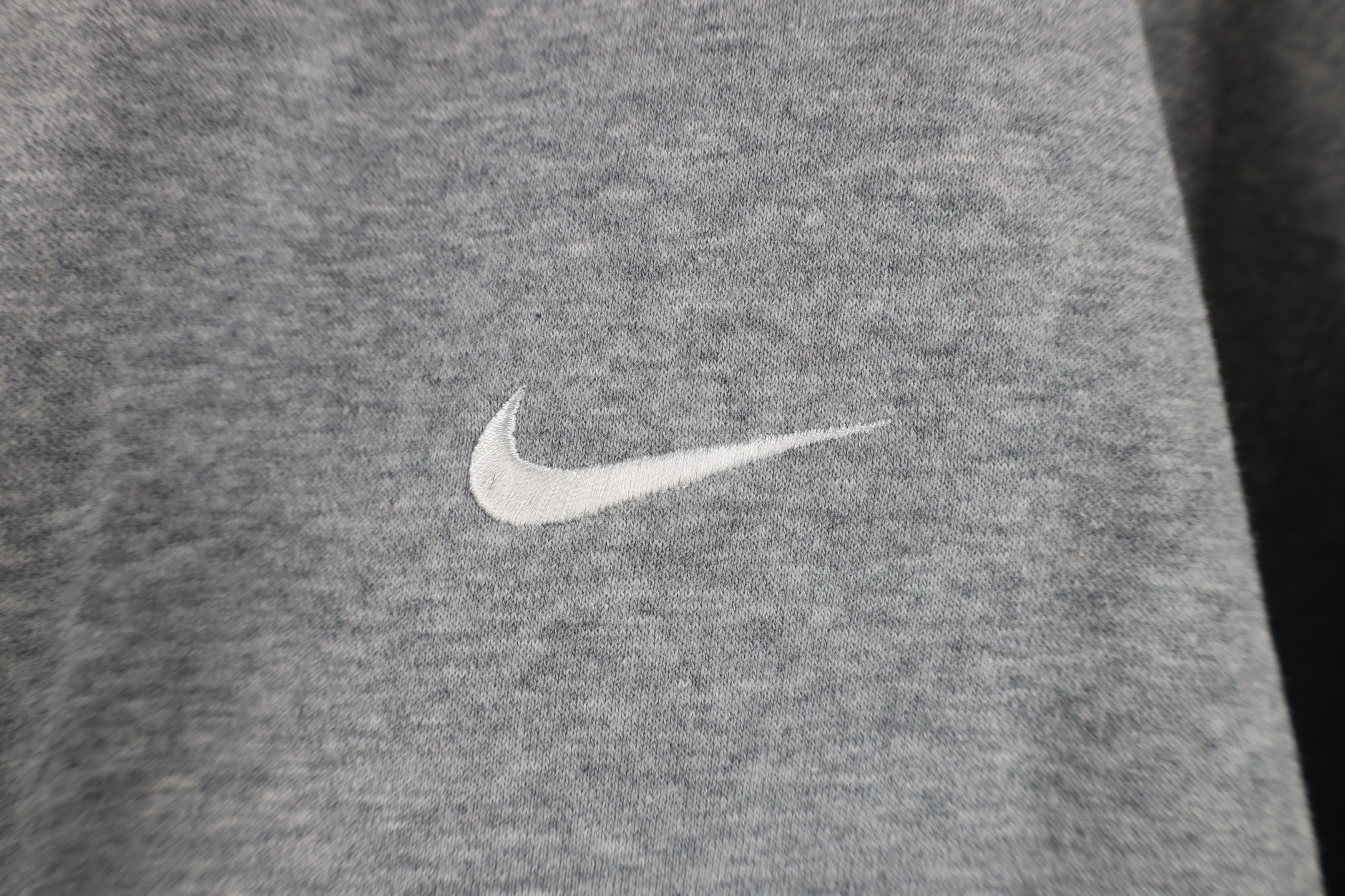 Nike Y2K Nike Scott Mini Swoosh Boxy Fit Crewneck Sweatshirt Gray Size US XXL / EU 58 / 5 - 4 Thumbnail