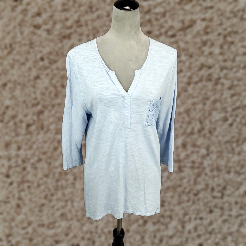 Vintage VINTAGE Chicos Blouse Shirt Womens L Light Blue V-Neck Lace Back Lightweight Knit Button Decade Classic All Seasons Mens? Wait no. Size L / US 10 / IT 46 - 1 Thumbnail