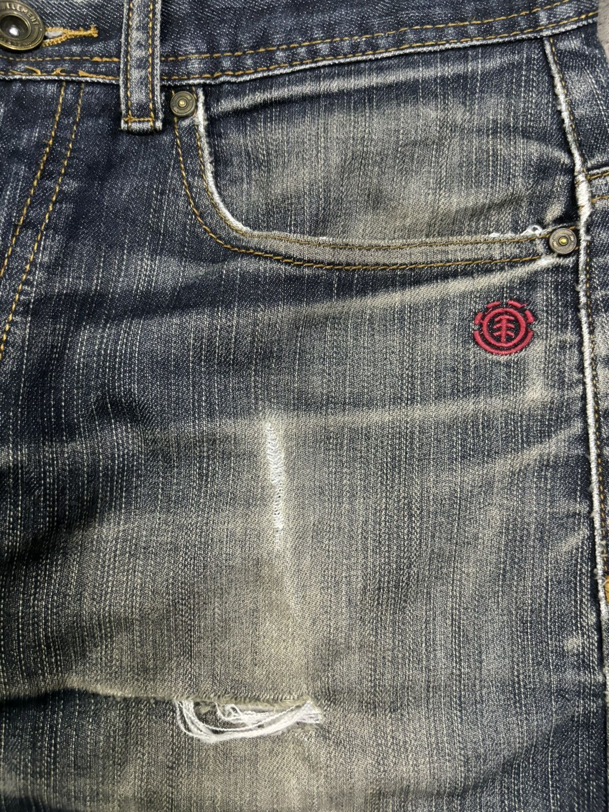 Element Vintage Element Faded Slim Straight Curved Distressed Jeans Size US 31 - 6 Thumbnail