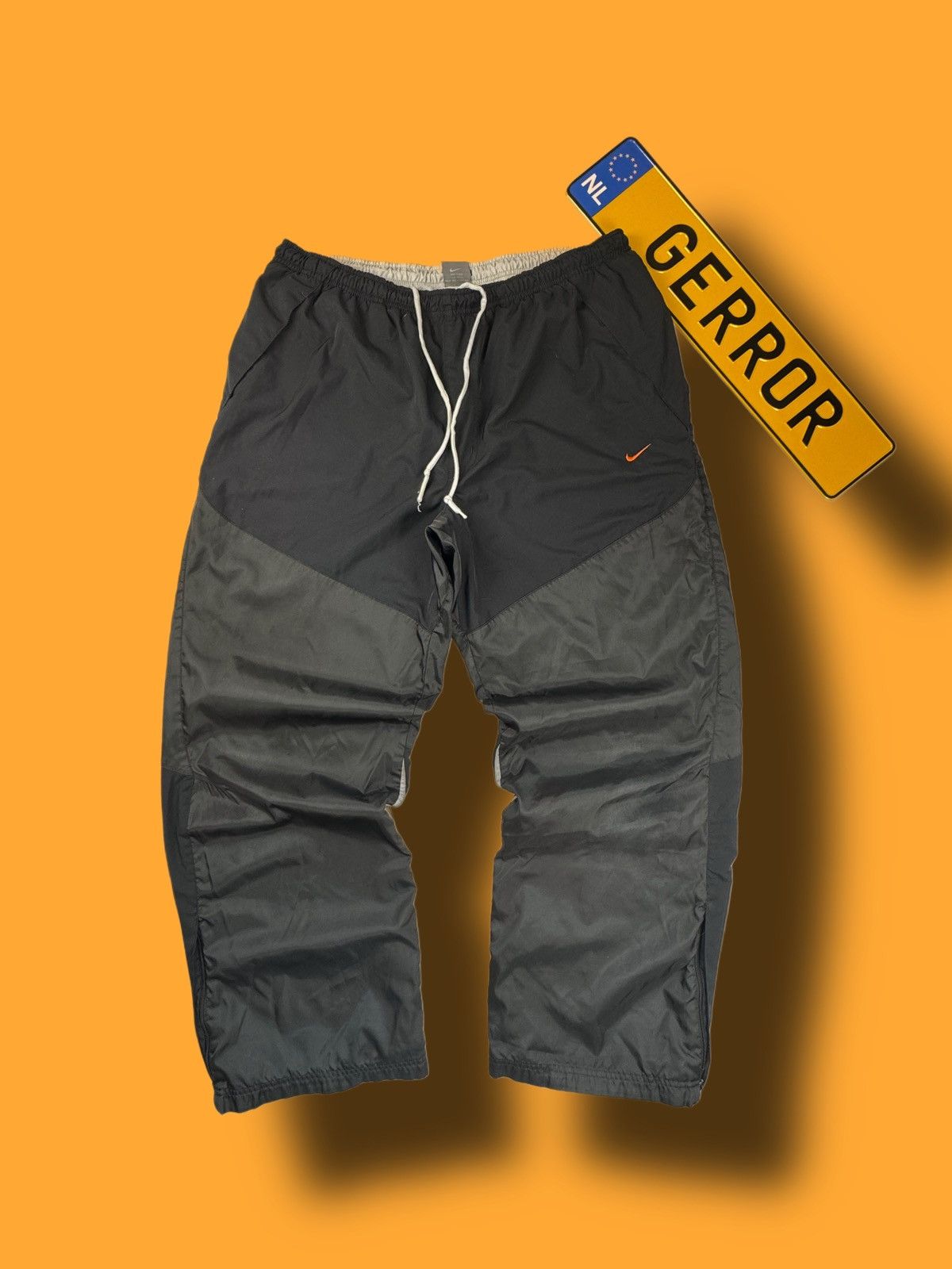 Nike × Vintage NIKE VINTAGE BASIC LOGO OVERSIZE BAGGY PANTS Size US 34 / EU 50 - 1 Thumbnail