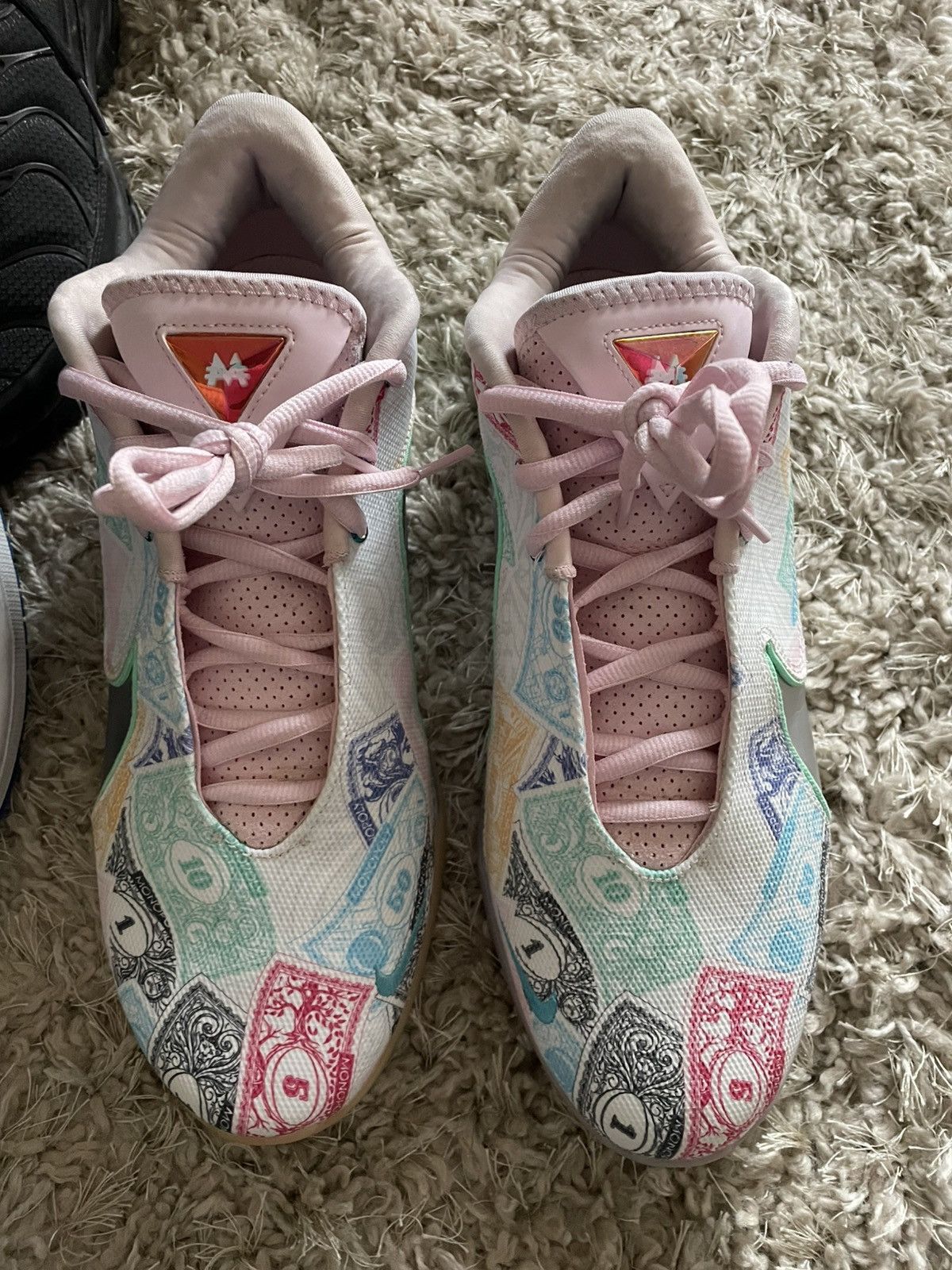Nike Lebron 22 Monopoly QS Currency Size US 13 / EU 46 - 5 Thumbnail