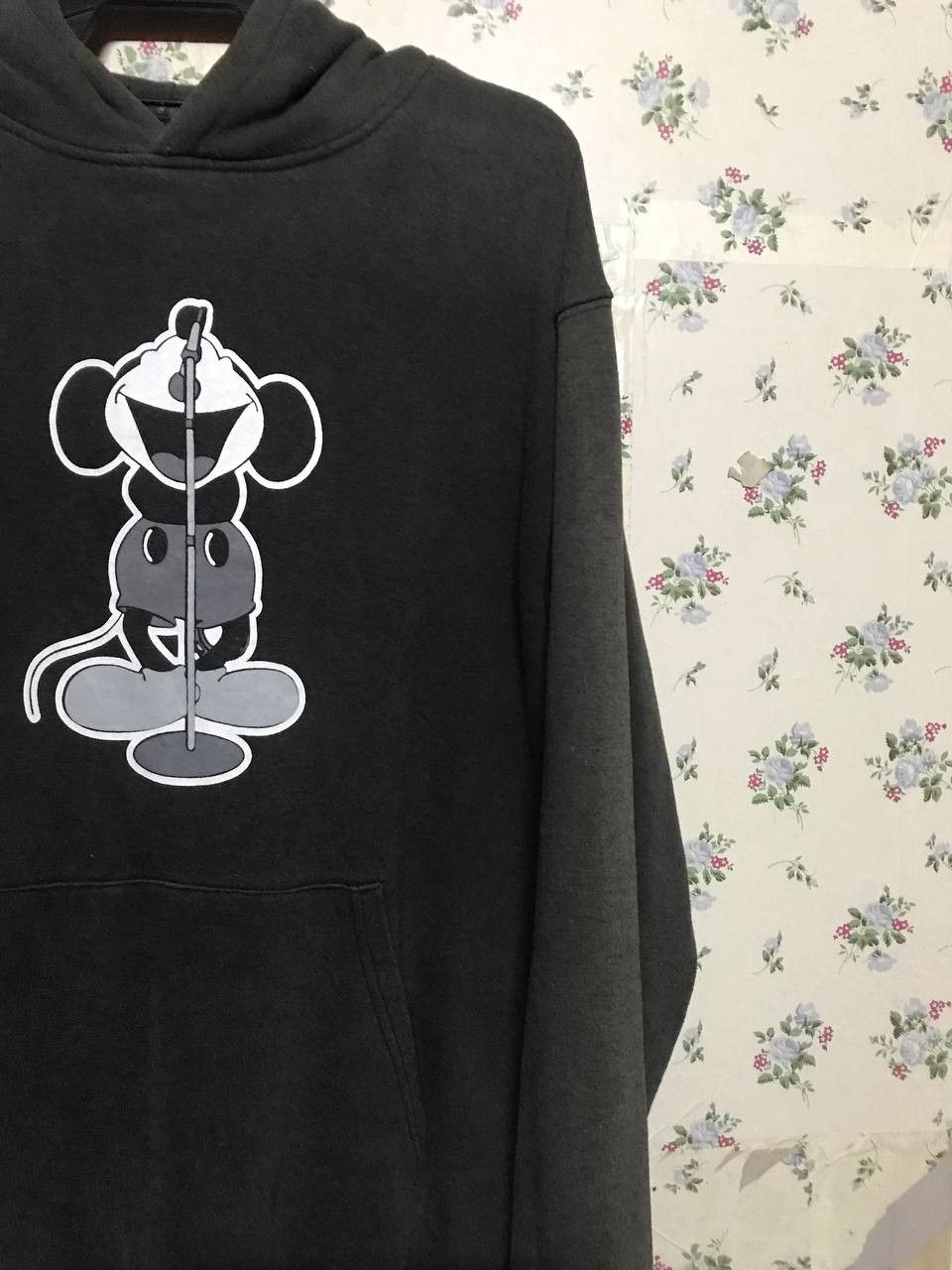 Japanese Brand × KMRii Mickey Mouse Singing Sunfaded Distressed Hoodie Size US M / EU 48-50 / 2 - 2 Thumbnail