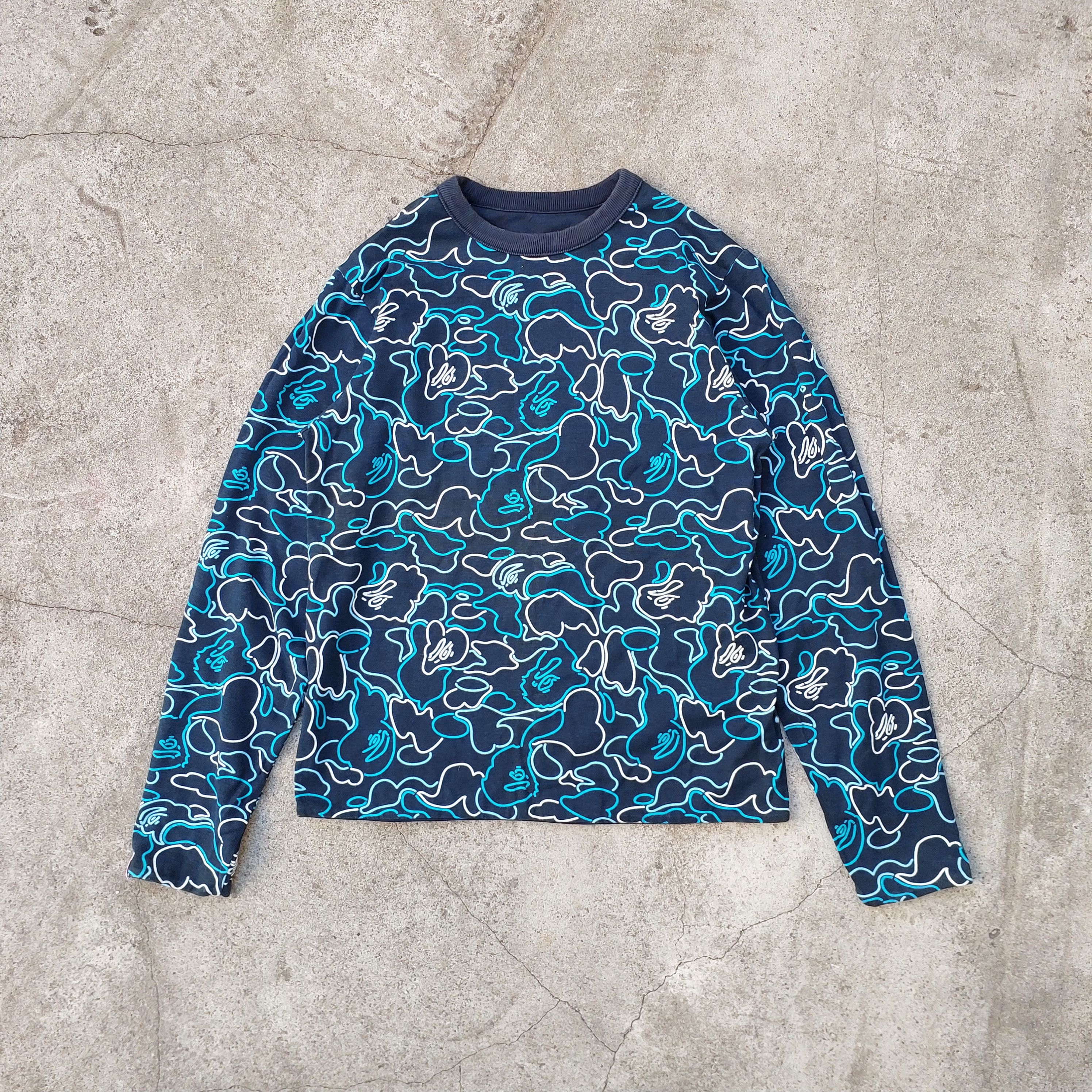 image of Aape x Bape Apee - Neon Camo Reversible - L/s Tee in Blue, Women's (Size XS)