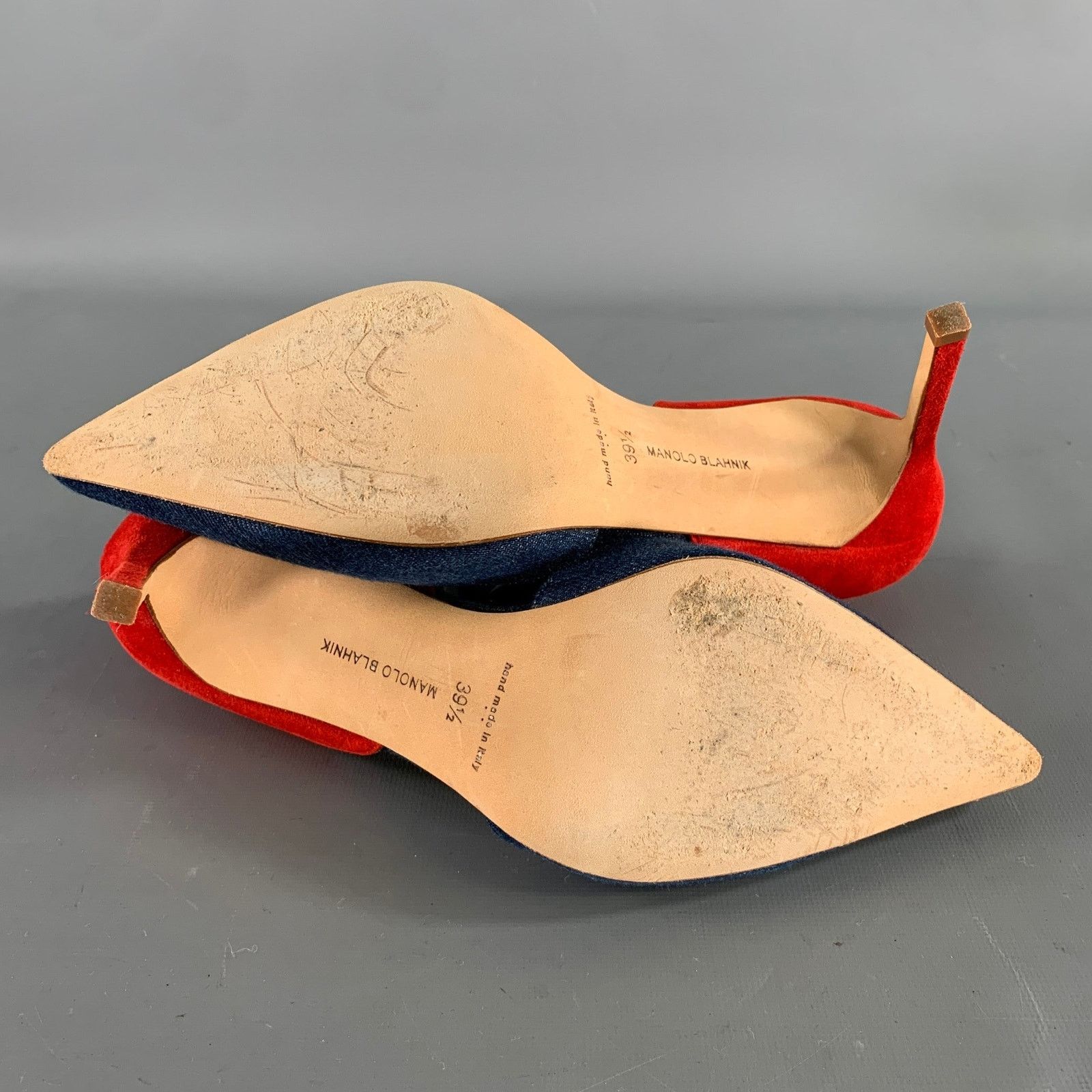 Manolo Blahnik MANOLO BLAHNIK 9.5 Blue Red Suede Two Tone Pointed Toe Pumps Size US 9.5 / IT 39.5 - 6 Thumbnail