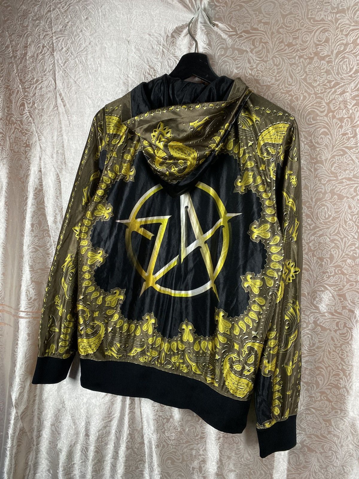 Japanese Brand 24 Karats Gold Diggers Full Print Hoodie Jacket Bandana Gold Size US S / EU 44-46 / 1 - 10 Thumbnail