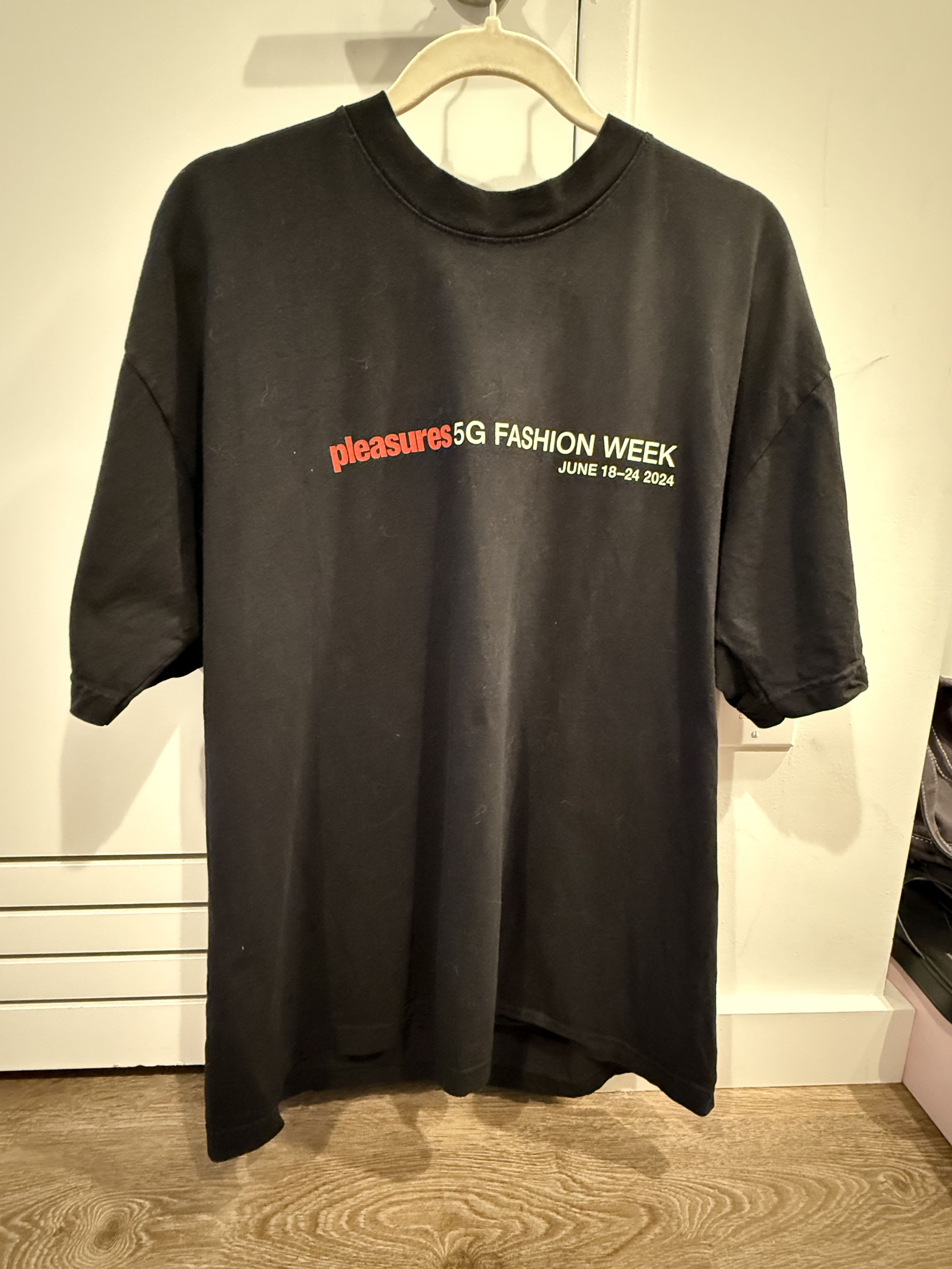 Pleasures Pleasures PFW edition Tee Size US L / EU 52-54 / 3 - 3 Thumbnail