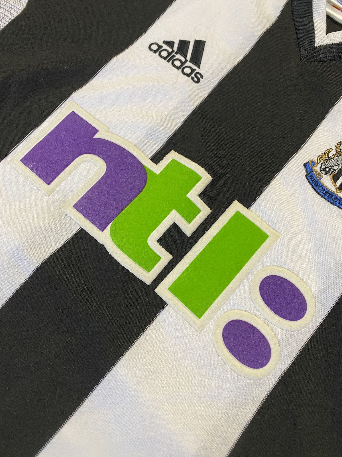 Adidas × Vintage Vintage Newcastle United 2001-2003 Adidas Soccer Jersey Size US L / EU 52-54 / 3 - 5 Thumbnail