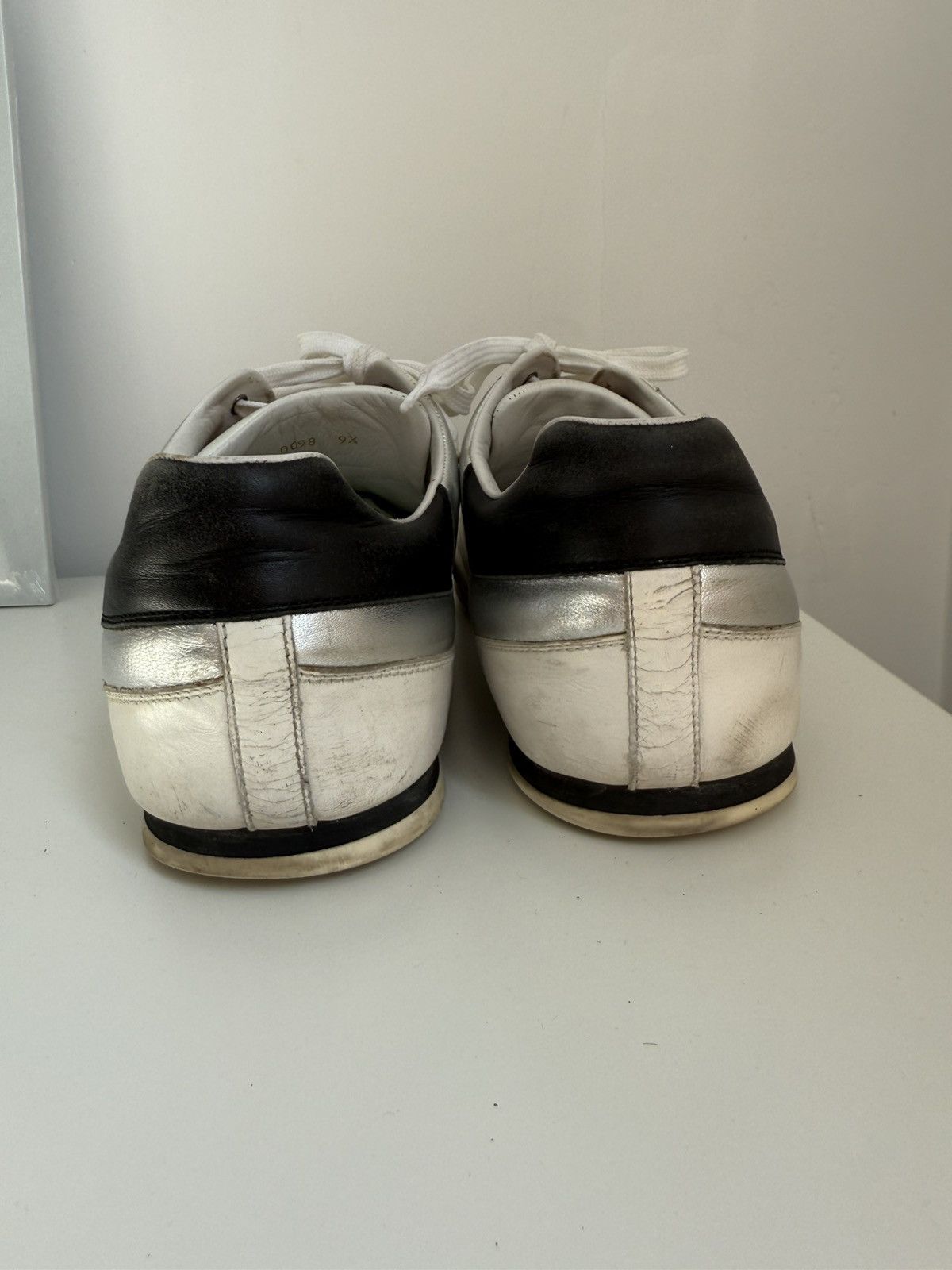 Louis Vuitton Louis Vuitton White Leather Template Logo Sneakers Size US 10 / EU 43 - 5 Thumbnail