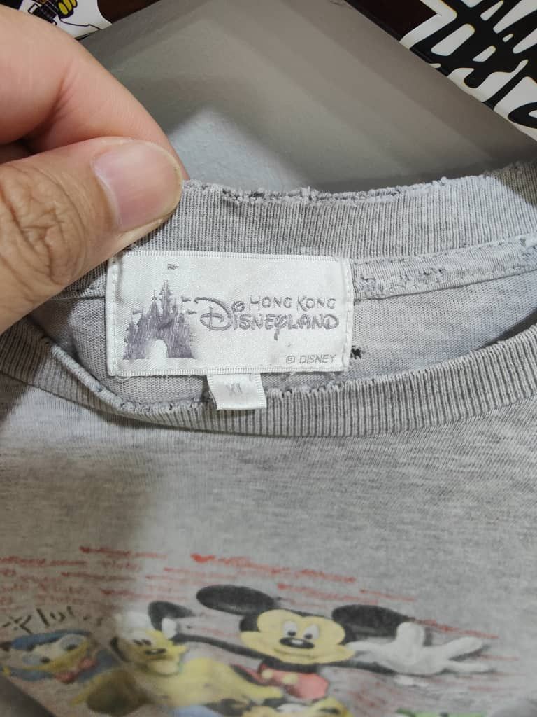 Disney vintage Disneyland Hong Kong Exclusive Mickey Mouse Size US XL / EU 56 / 4 - 6 Thumbnail
