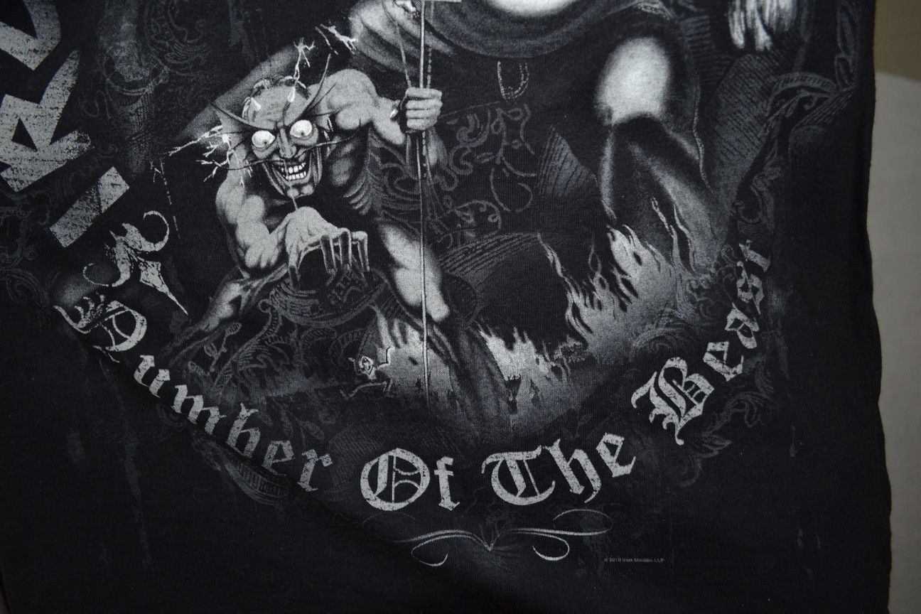 Band Tees × Iron Maiden × Vintage Vintage 2010 Iron Maiden Number Of The Beast Tee XL Size US XXL / EU 58 / 5 - 7 Thumbnail
