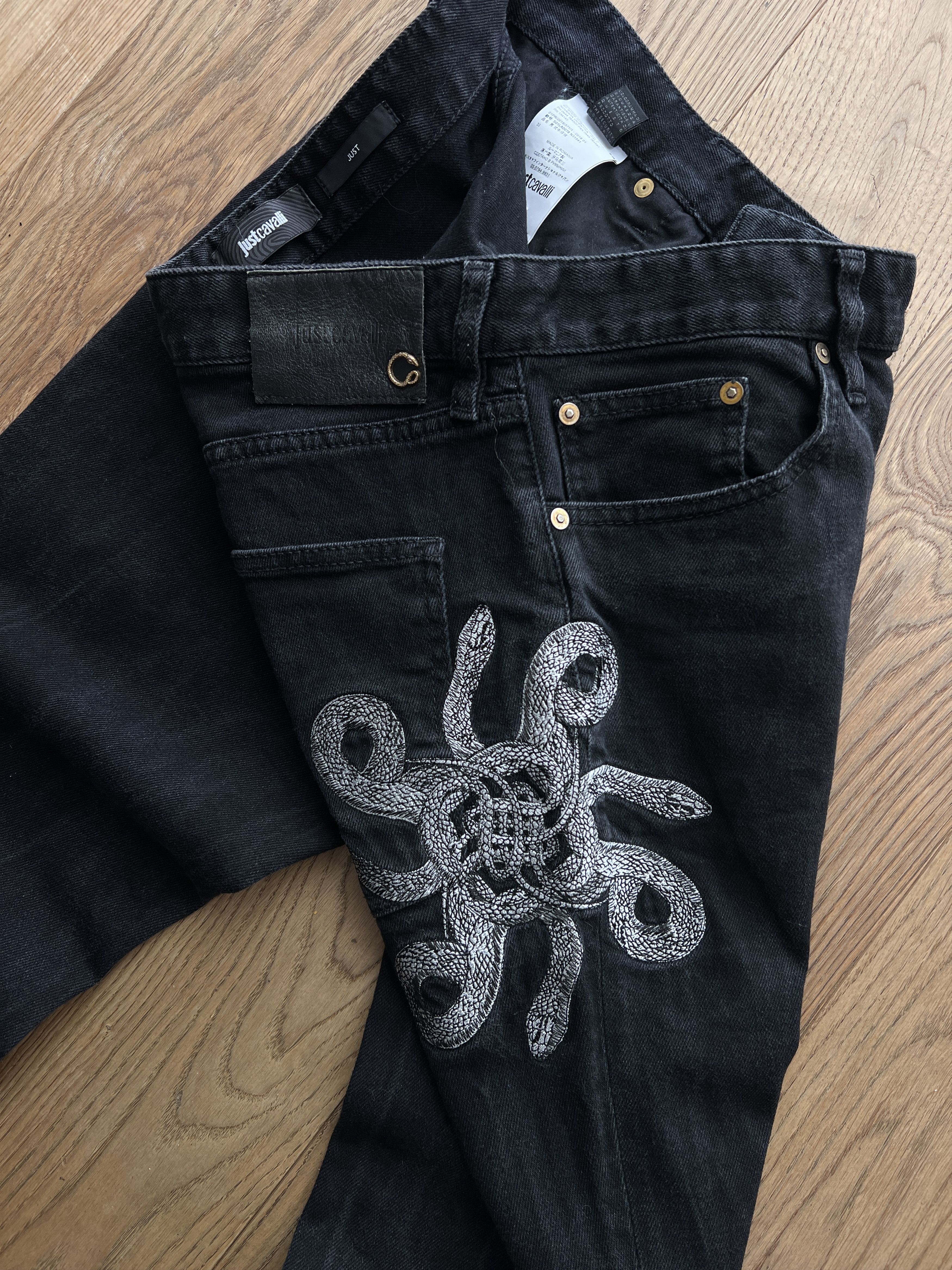 Just Cavalli Just Cavalli embroidery snake black denim jeans stretch rare Size US 33 - 9 Thumbnail
