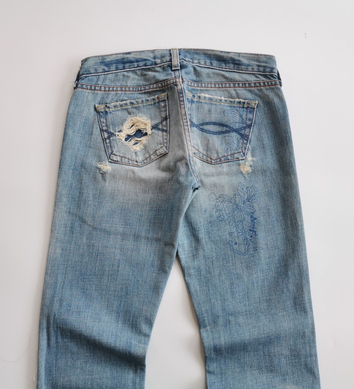 Vintage Vintage Bootcut Abercrombie Flowers Print Distressed Jeans Size 28" / US 6 / IT 42 - 5 Thumbnail