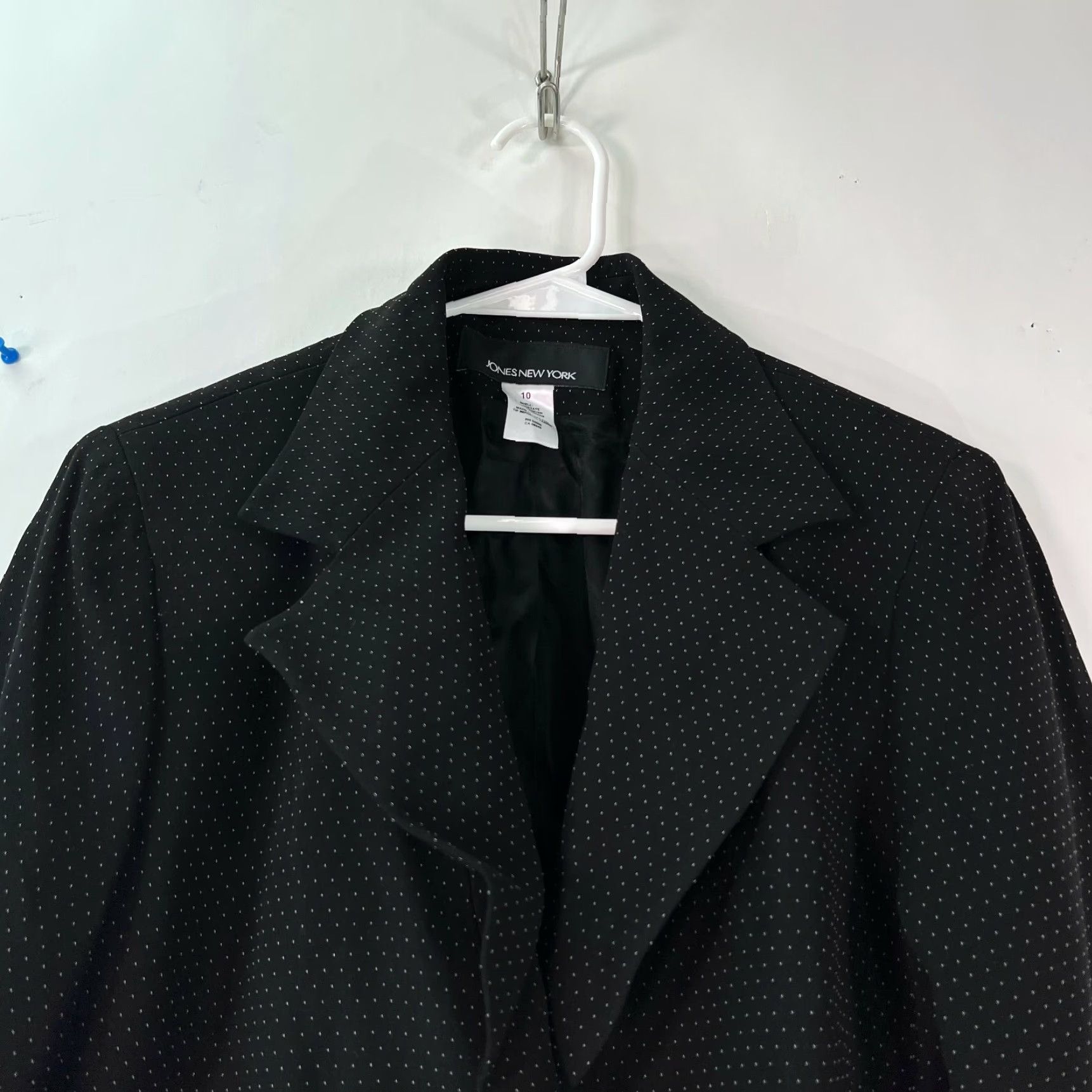 Jones New York Jones New York Womens Blazer Dot Print Black 10 Long Sleeve Formal Jacket 2 Button Notch Lining Acetate Polyester Shirts? Size L / US 10 / IT 46 - 3 Thumbnail