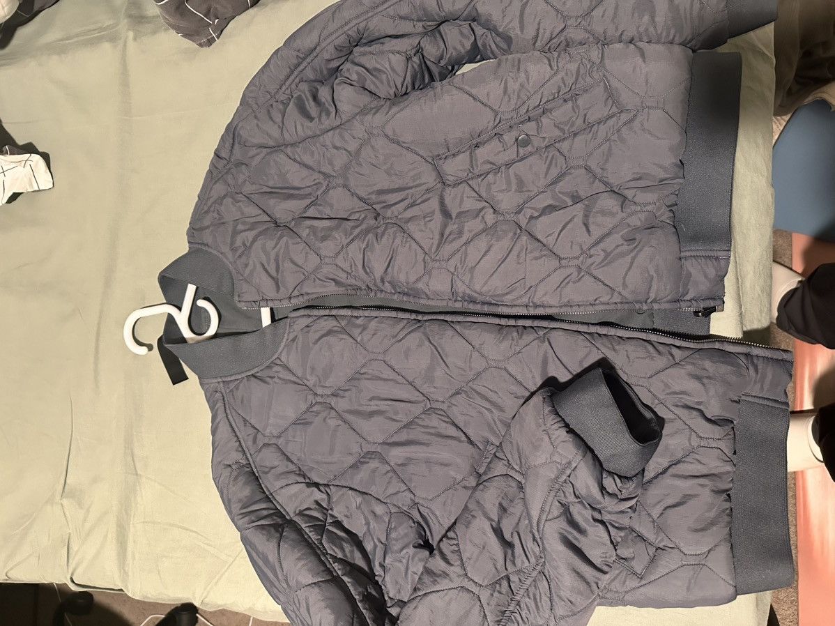 Lululemon Lululemon Reversible Insulated Bomber Jacket Size US M / EU 48-50 / 2 - 6 Thumbnail