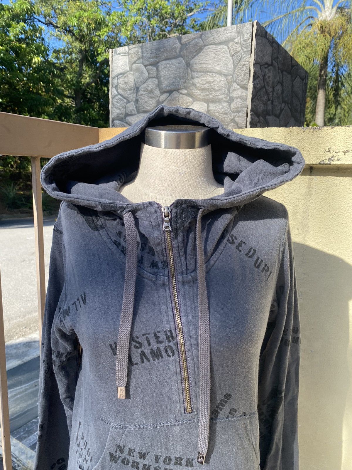 Hysteric Glamour stencil over print hoodie Size M / US 6-8 / IT 42-44 - 2 Thumbnail