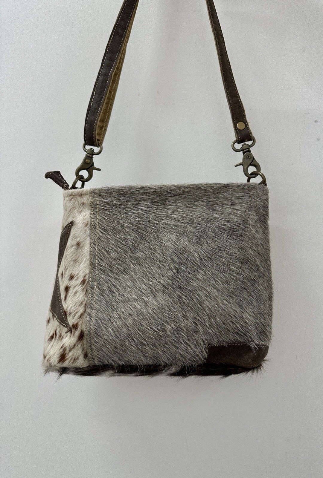Handmade Hand Made Leather Bag Hair Fur Swag y2k Size ONE SIZE - 1 Thumbnail