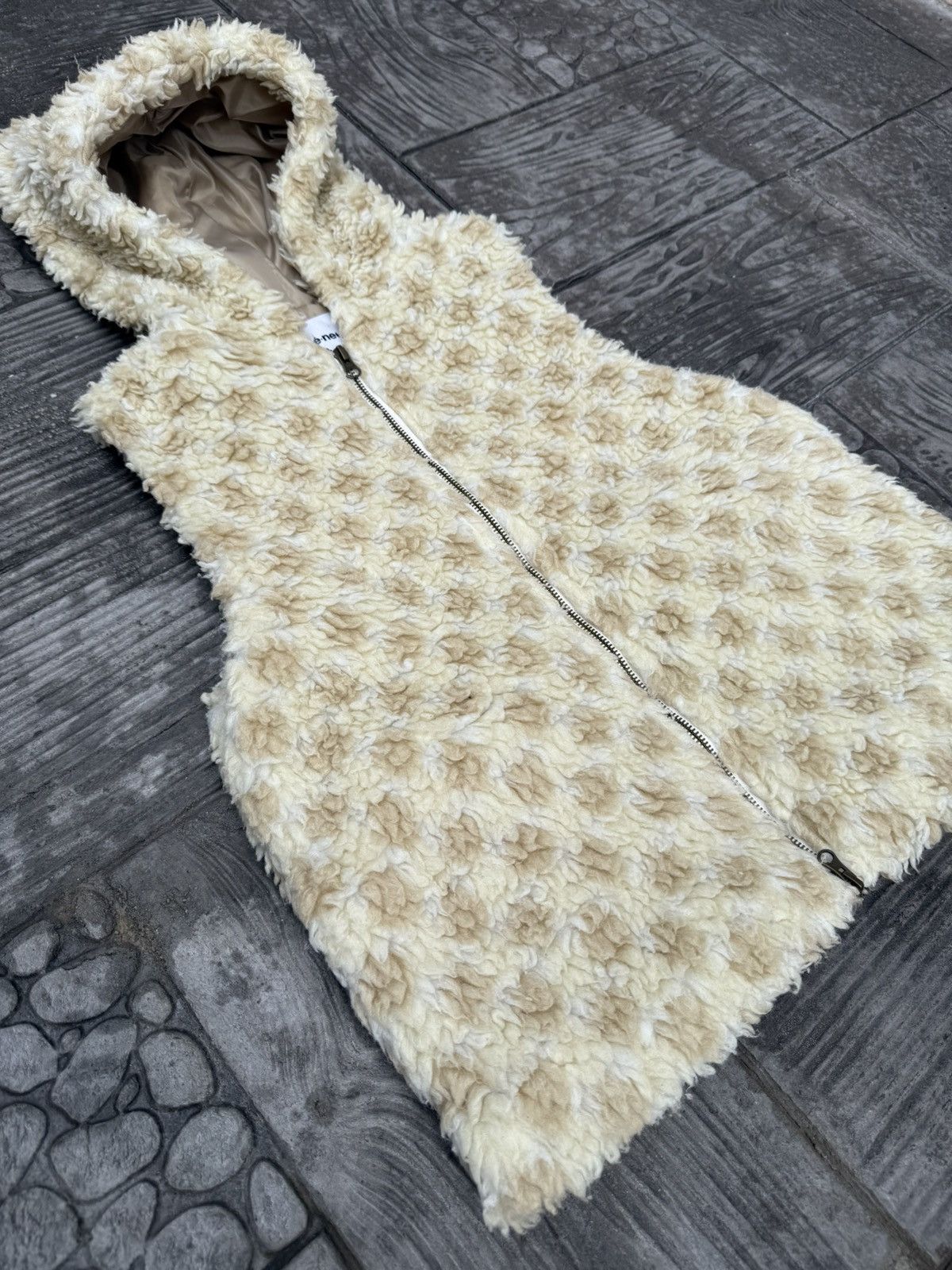 Issey Miyake GRAIL💥Ne-net by ISSEY MIYAKE Bear/Bambi Fur Ear Hoodie Vest Size US S / EU 44-46 / 1 - 7 Thumbnail