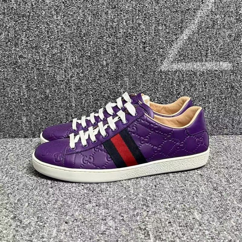 Gucci Gucci Classic Logo Leather Casual Sneakers - Size US 7.5 / EU 40-41 - 1 Thumbnail